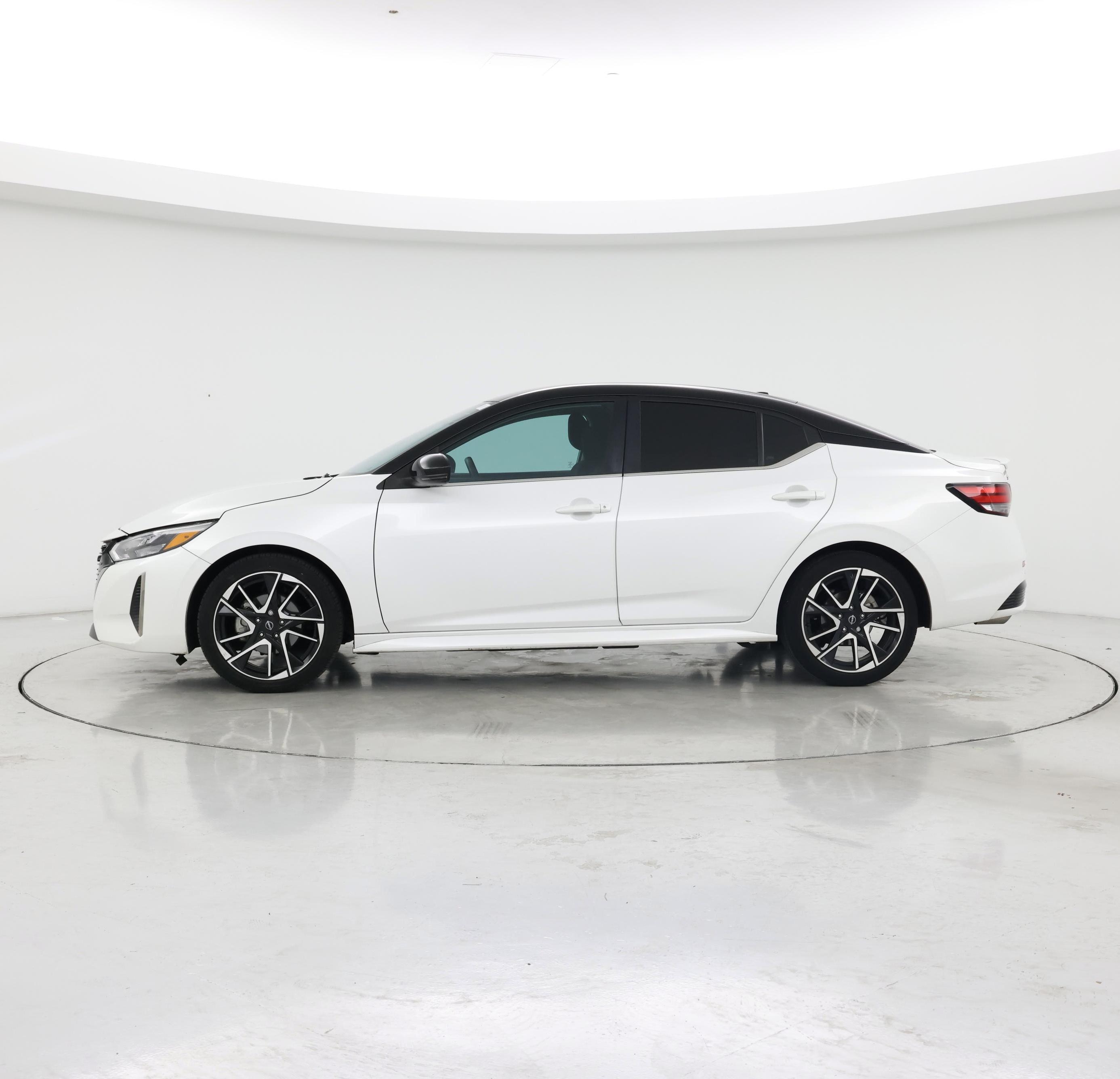 Thumbnail: 2024 Nissan Sentra - 3