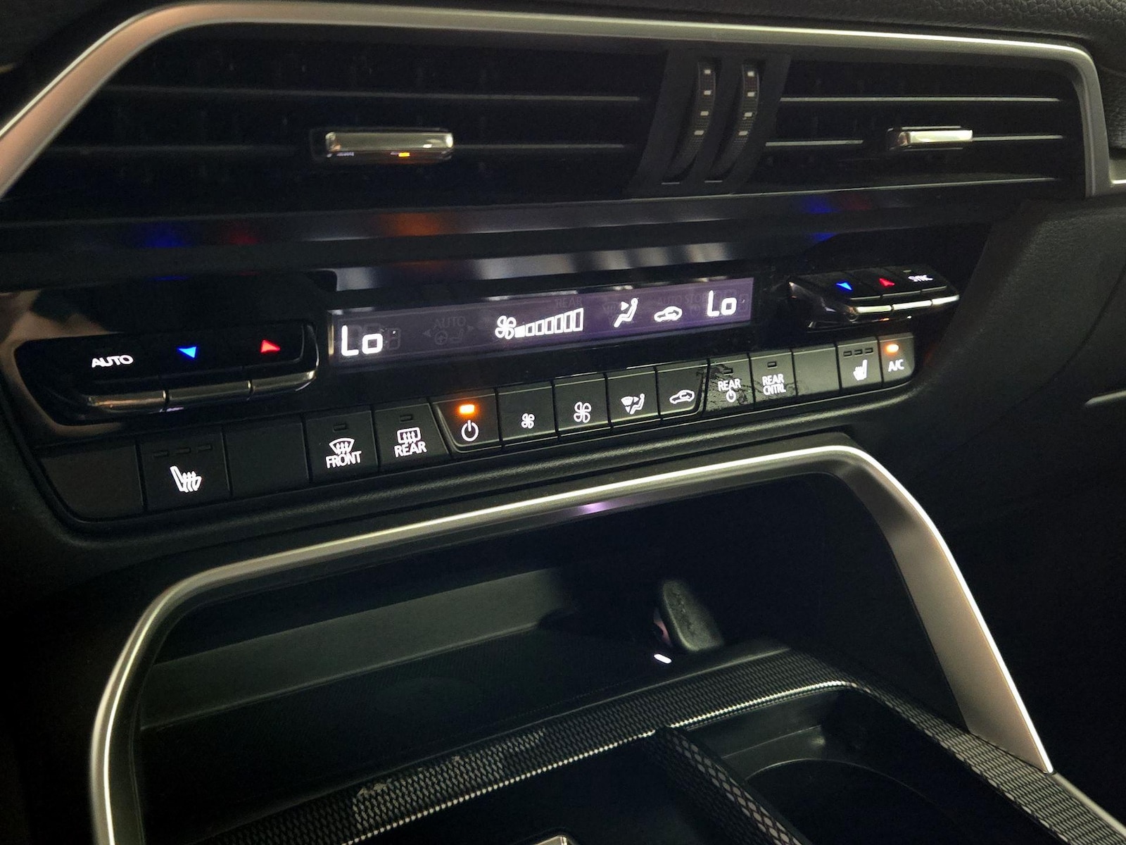 2024 Mazda CX-90 Turbo Premium Package - Photo 18