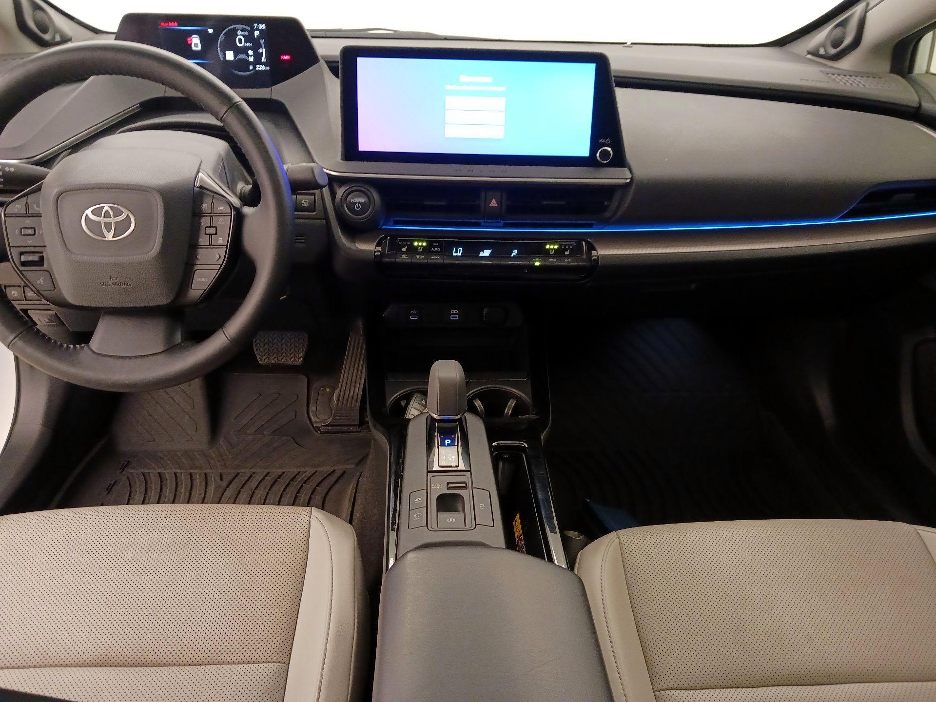 Thumbnail: 2023 Toyota Prius - 9