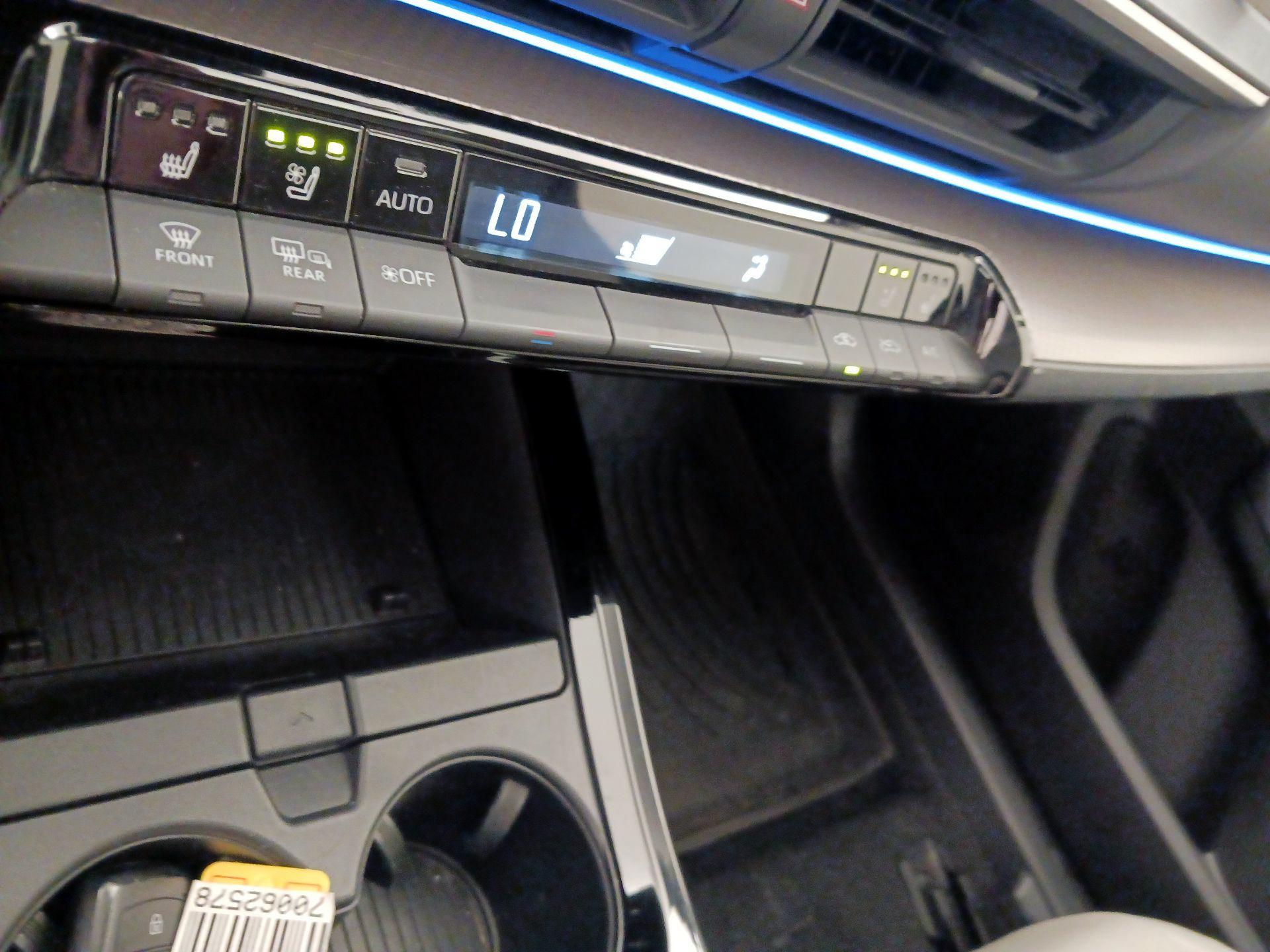 Thumbnail: 2023 Toyota Prius - 16
