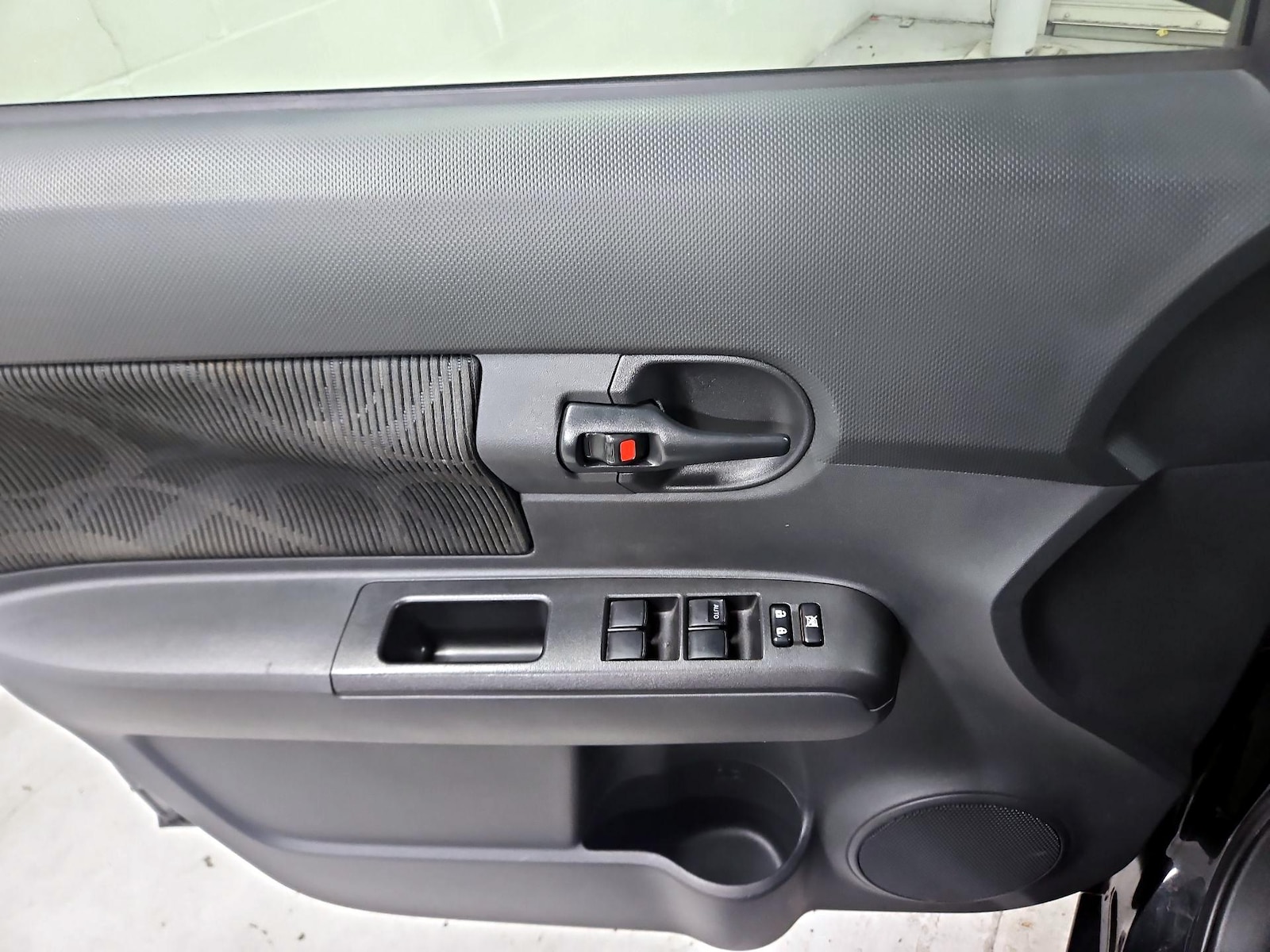 2014 Scion xB Base - Photo 13