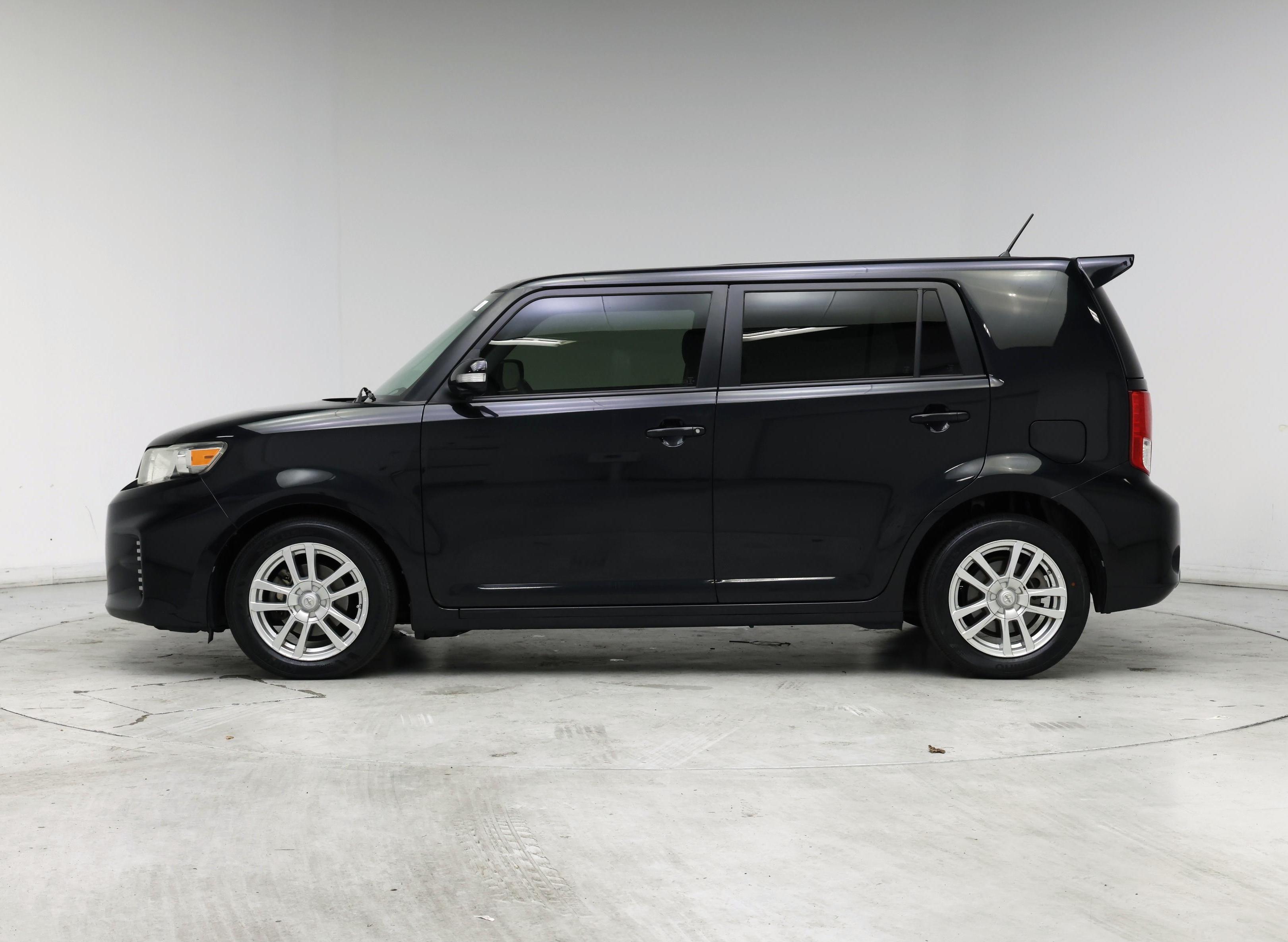 Thumbnail: 2014 Scion xB - 3