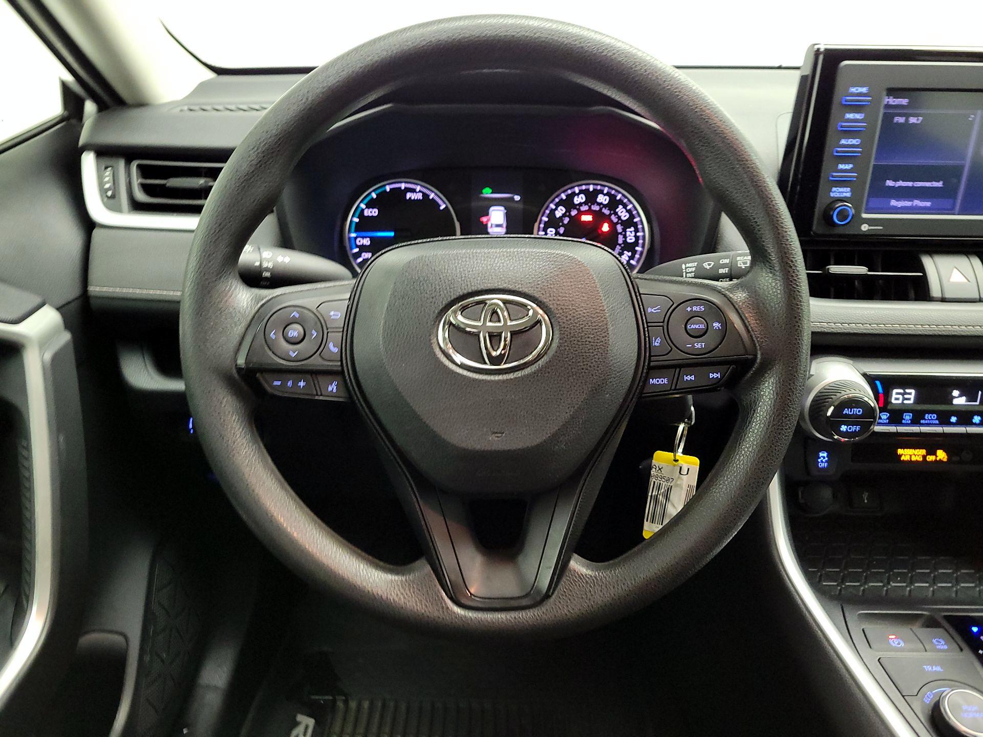 Thumbnail: 2020 Toyota RAV4 - 10