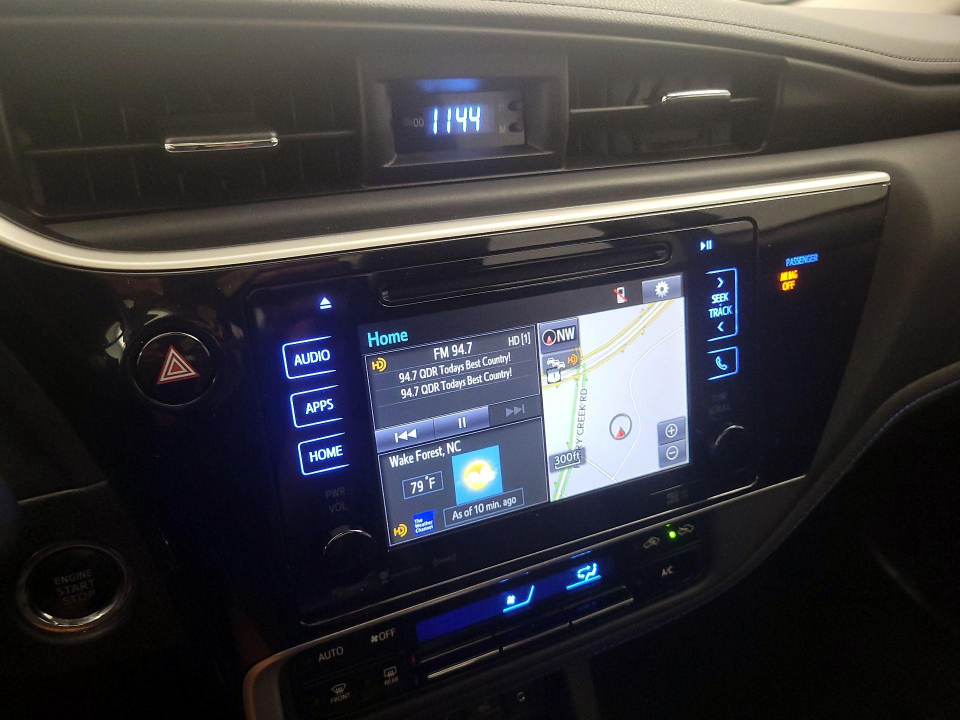 Thumbnail: 2018 Toyota Corolla - 15