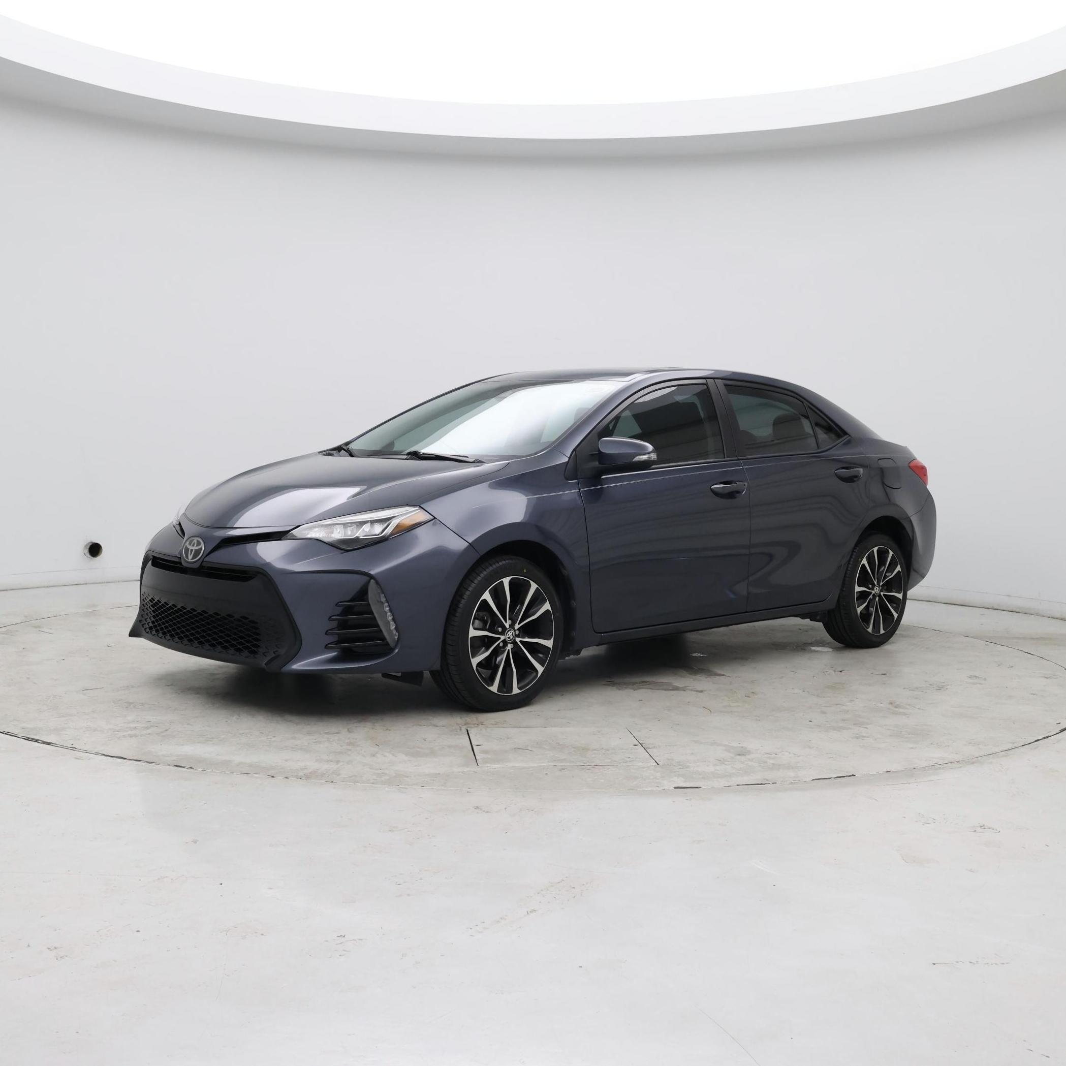 Thumbnail: 2018 Toyota Corolla - 3