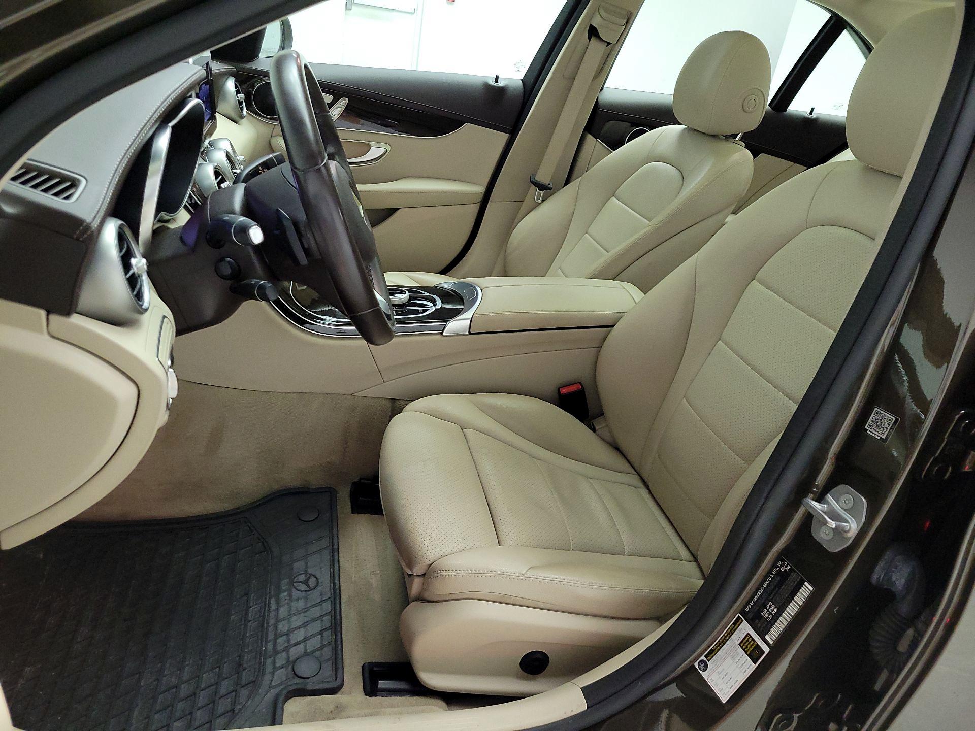 Thumbnail: 2017 Mercedes-Benz C-Class - 11