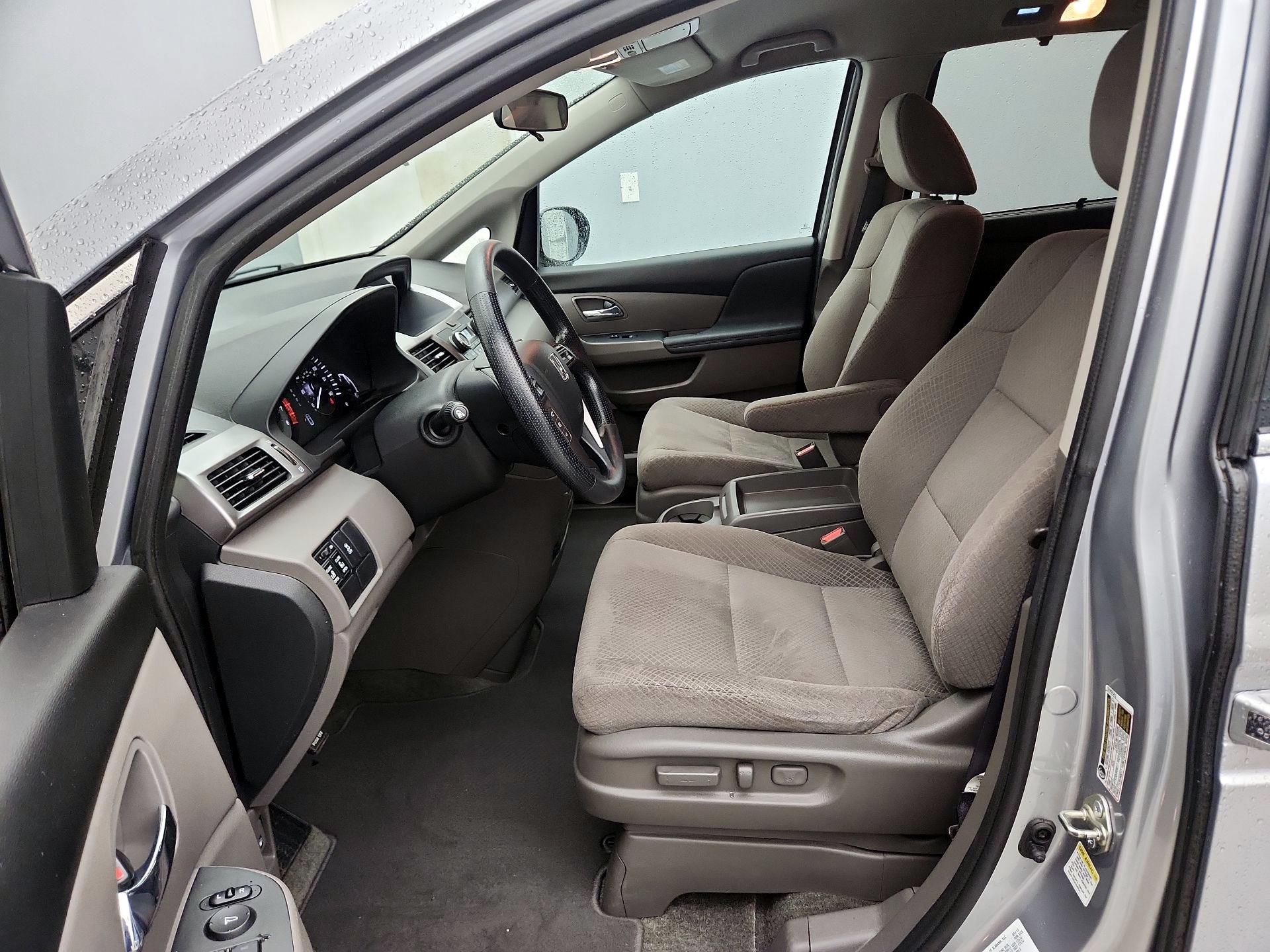 Thumbnail: 2017 Honda Odyssey - 11