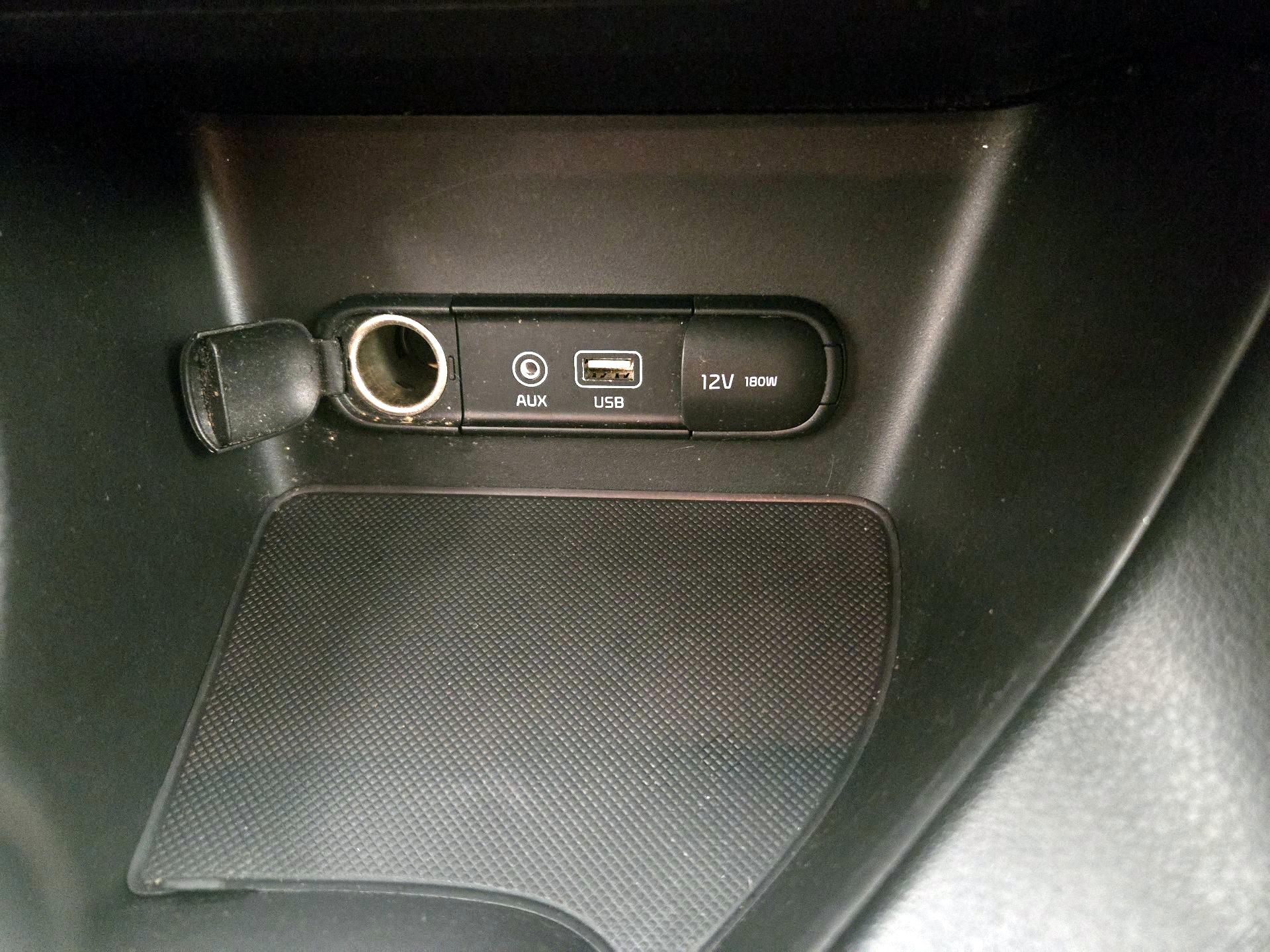 Thumbnail: 2019 Kia Sportage - 18