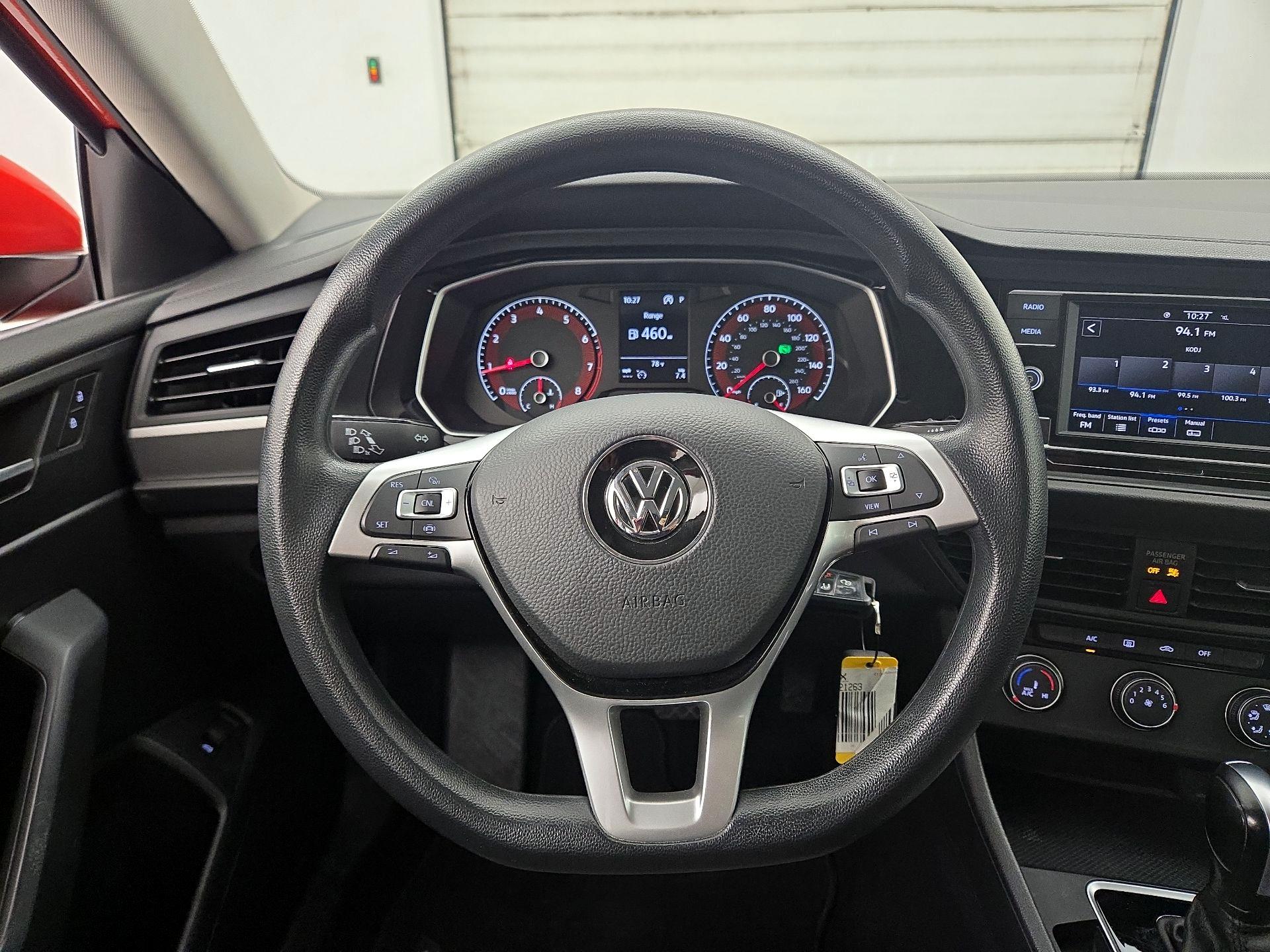 Thumbnail: 2020 Volkswagen Jetta - 10