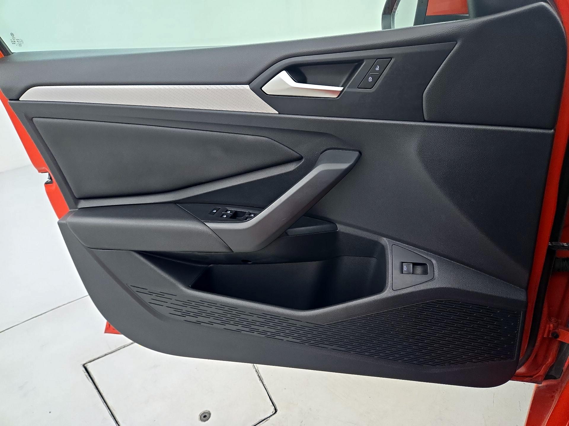 Thumbnail: 2020 Volkswagen Jetta - 12