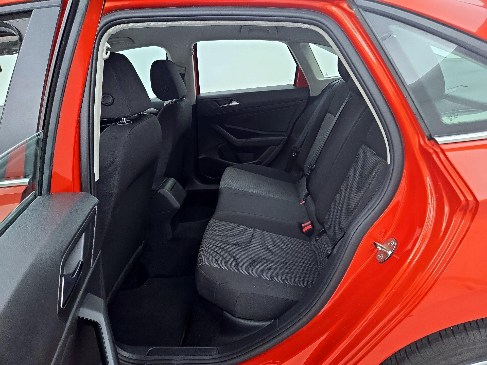 Thumbnail: 2020 Volkswagen Jetta - 19