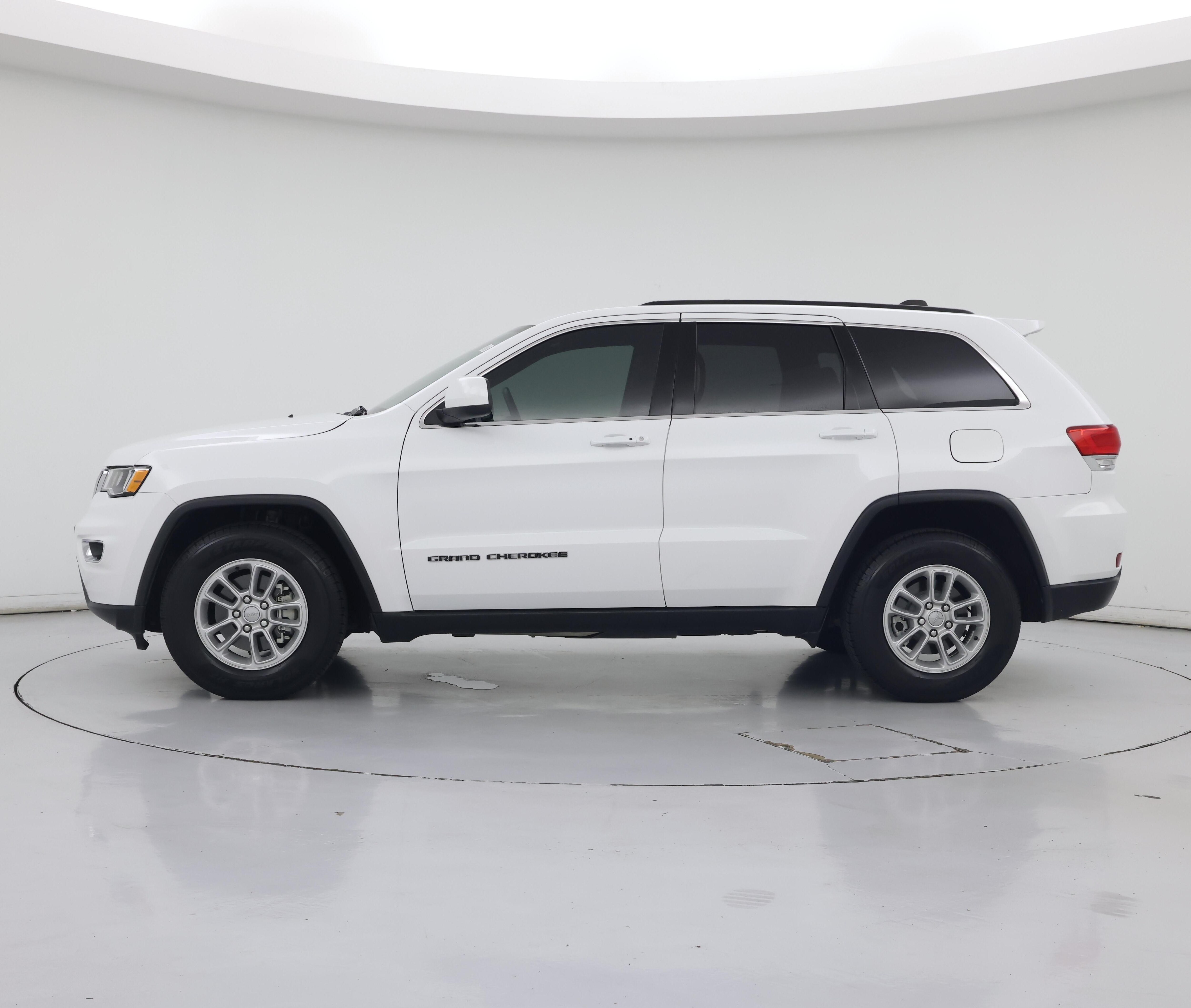 Thumbnail: 2018 Jeep Grand Cherokee - 3