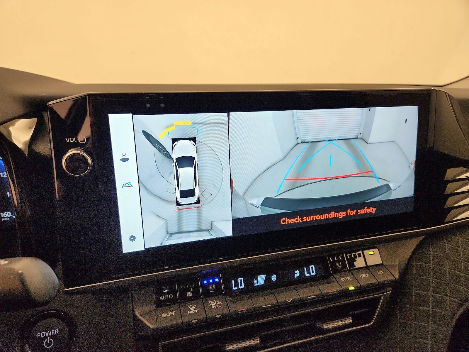 2026 Toyota Camry XLE - Photo 16