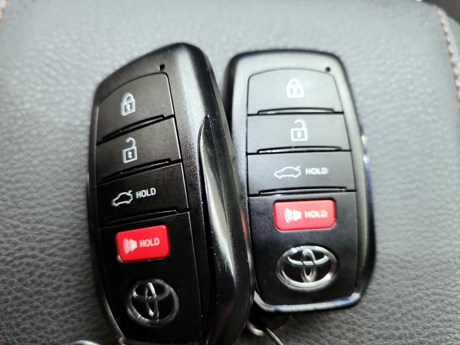 2026 Toyota Camry XLE - Photo 25