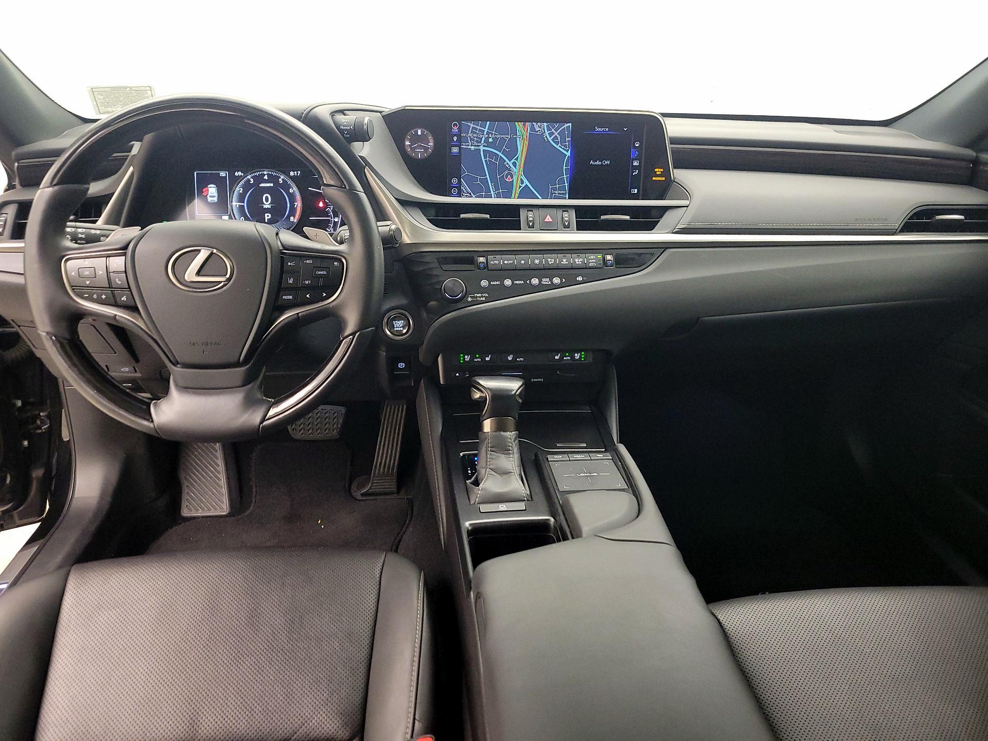 Thumbnail: 2020 Lexus ES - 9