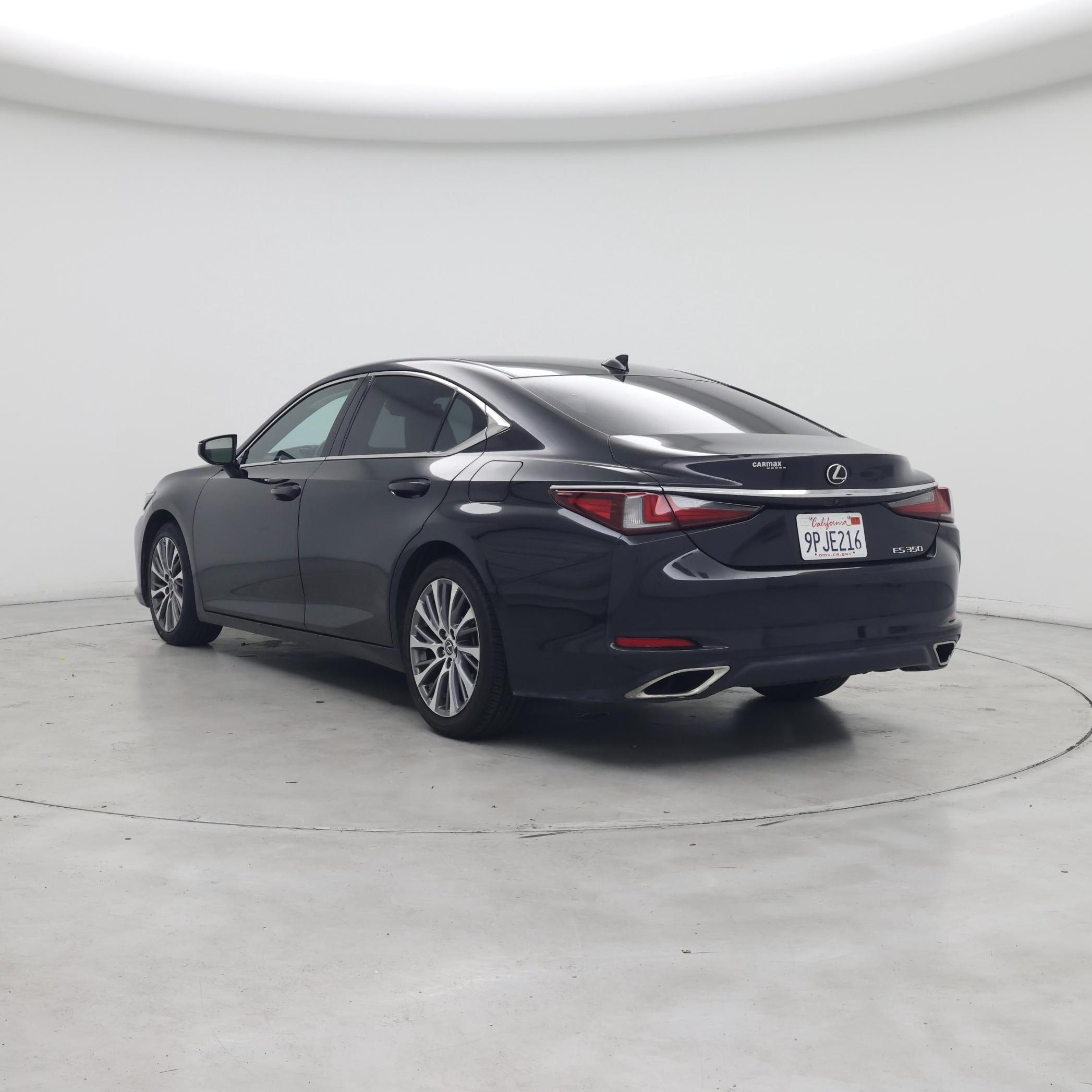 Thumbnail: 2020 Lexus ES - 2