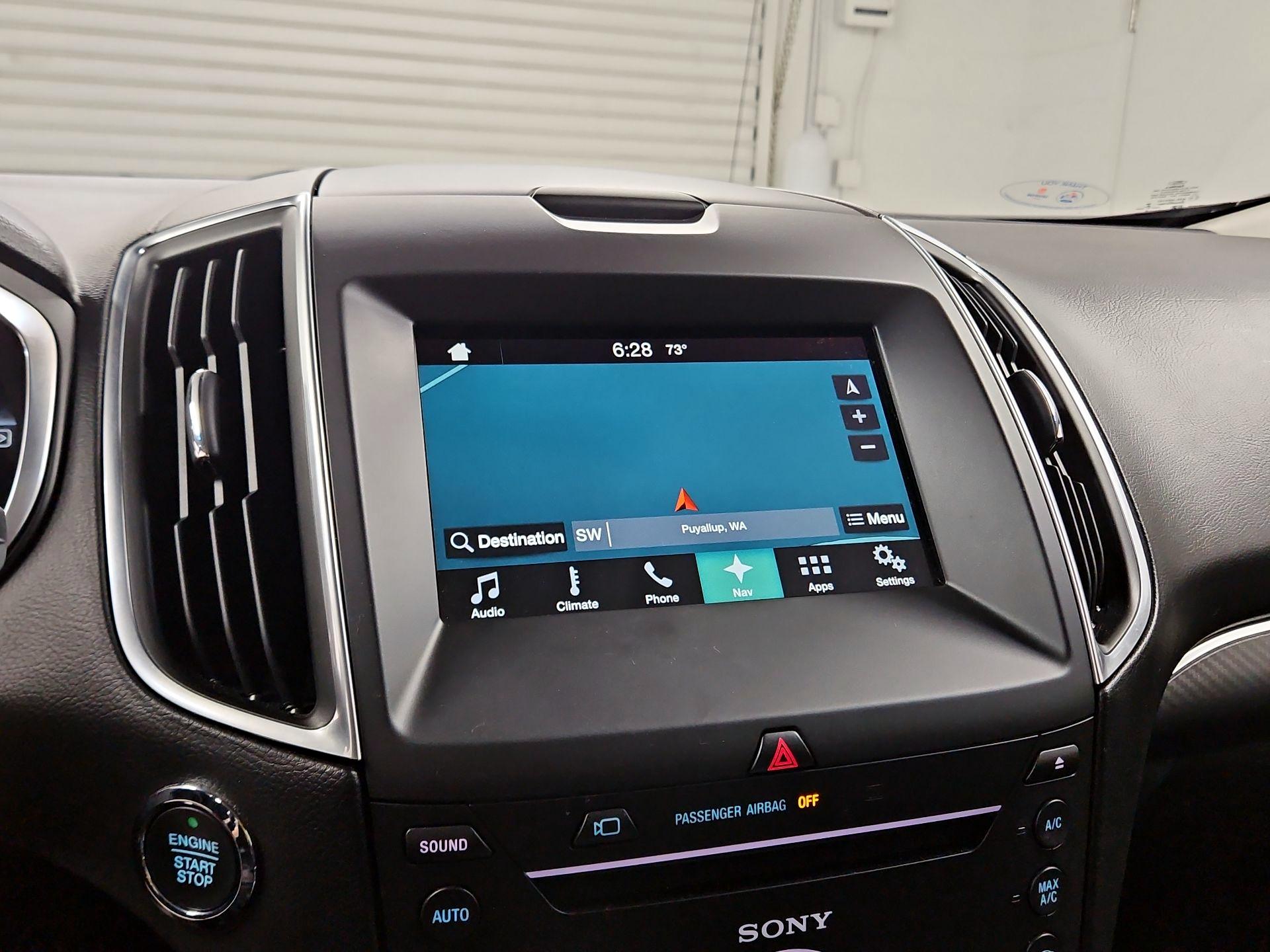 Thumbnail: 2016 Ford Edge - 14