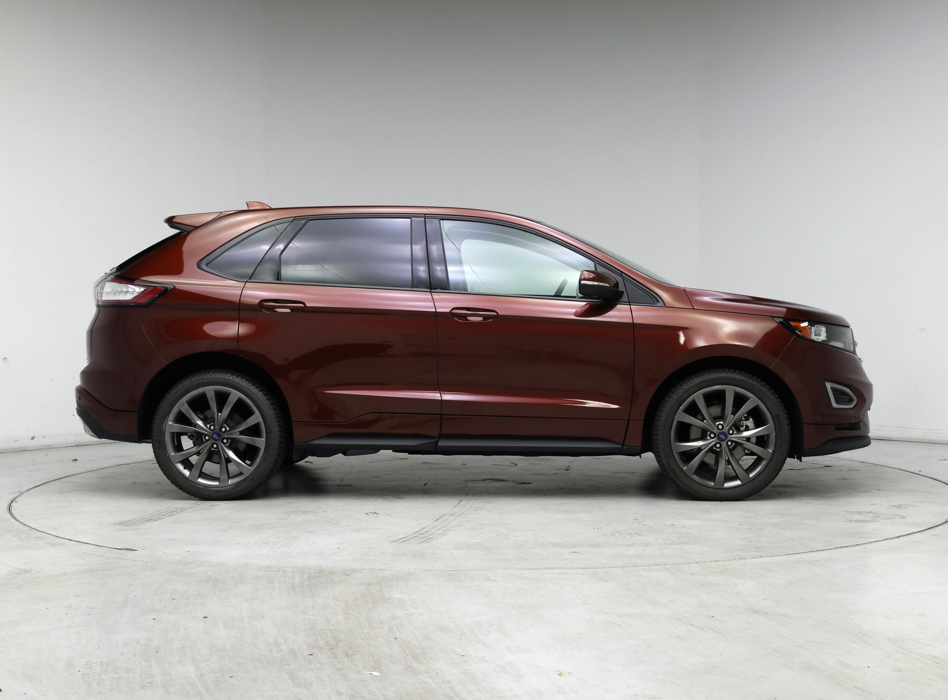 Thumbnail: 2016 Ford Edge - 7