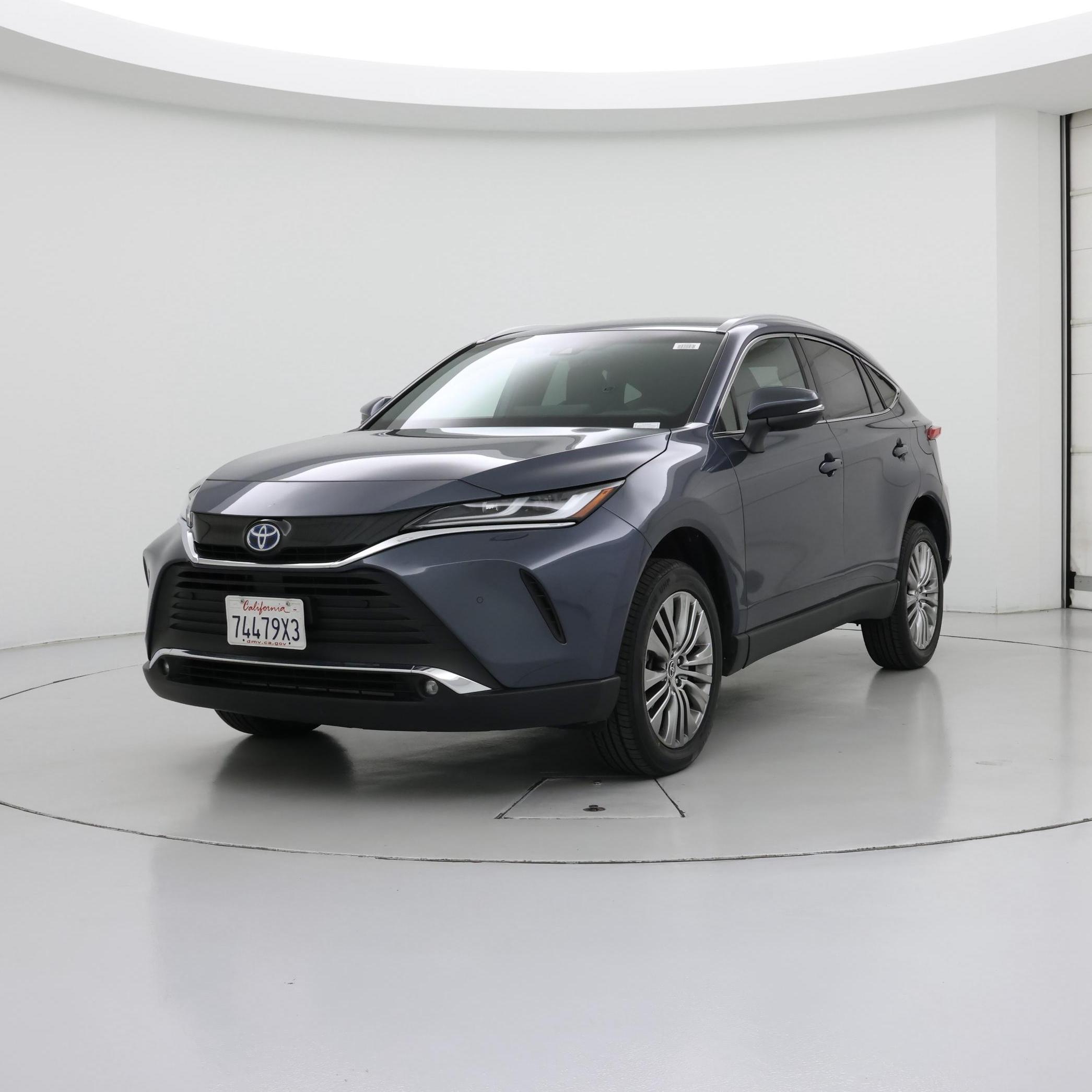 Thumbnail: 2024 Toyota Venza - 4