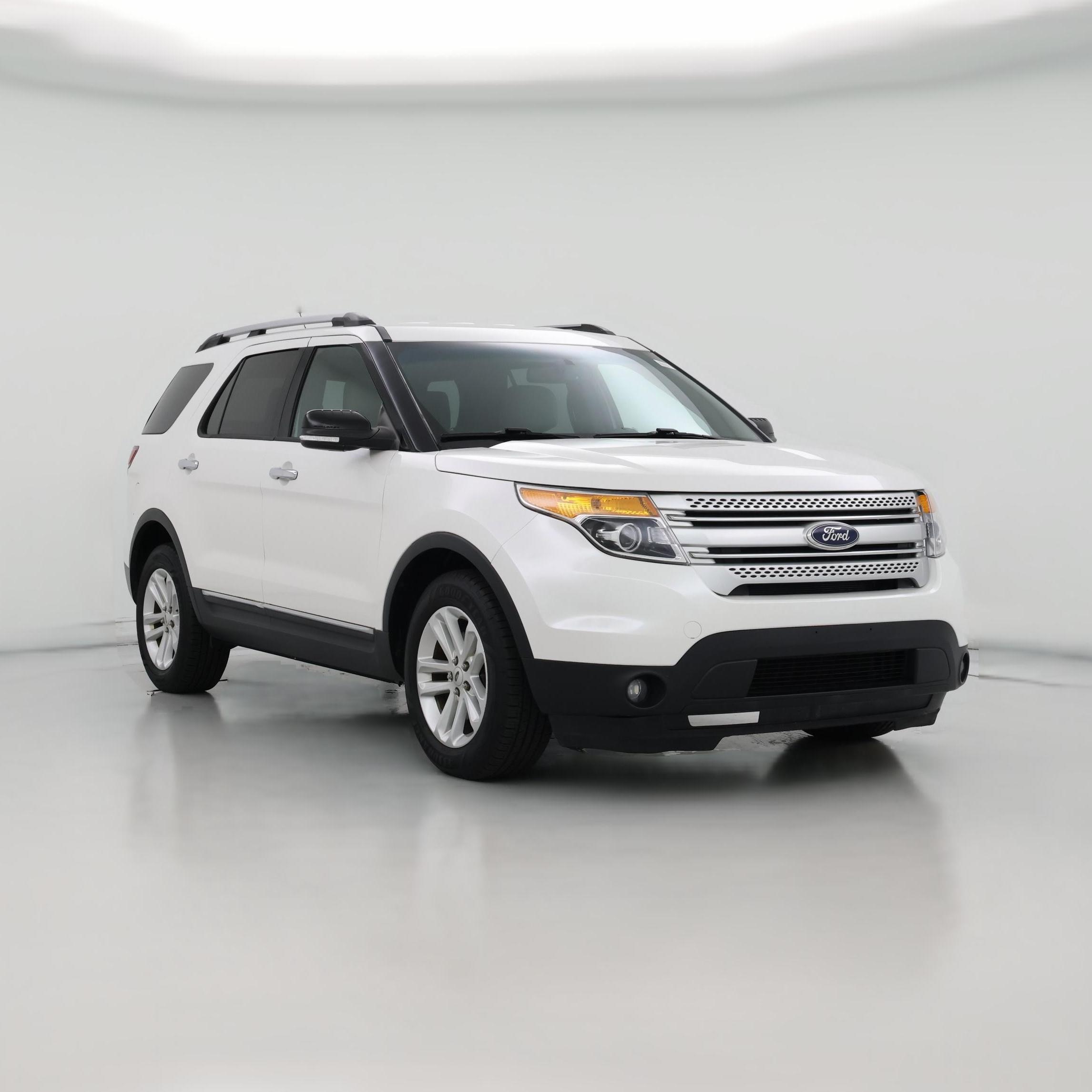 Thumbnail: 2015 Ford Explorer - 1