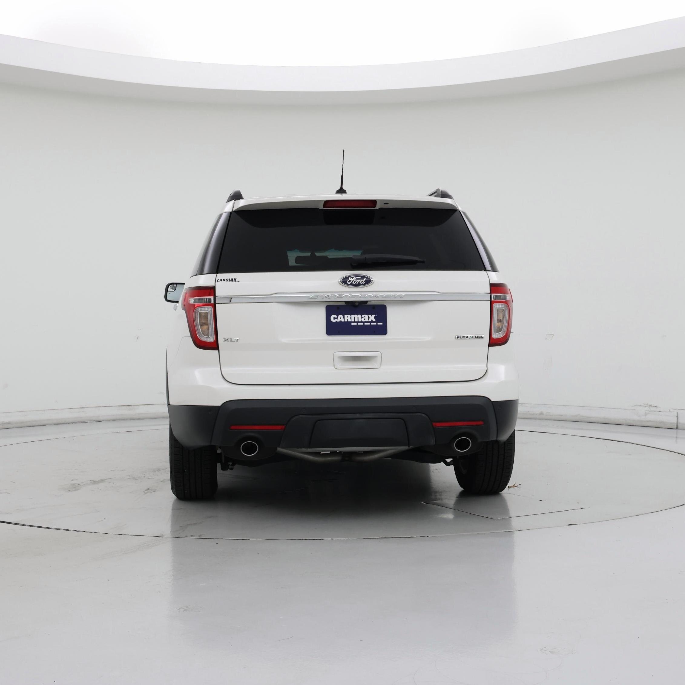 Thumbnail: 2015 Ford Explorer - 6