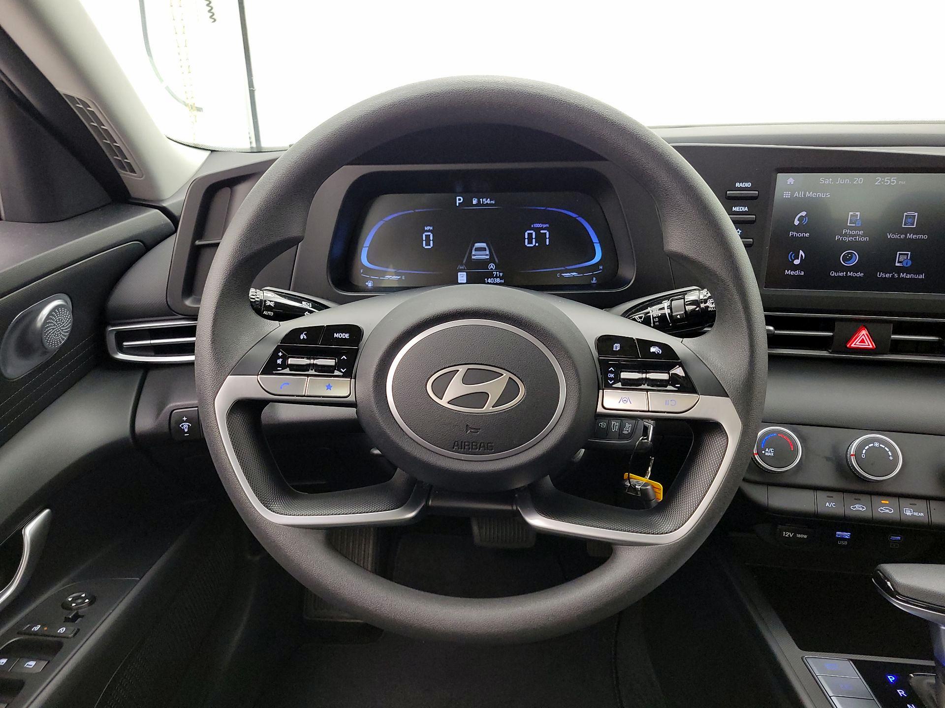 Thumbnail: 2024 Hyundai Elantra - 10