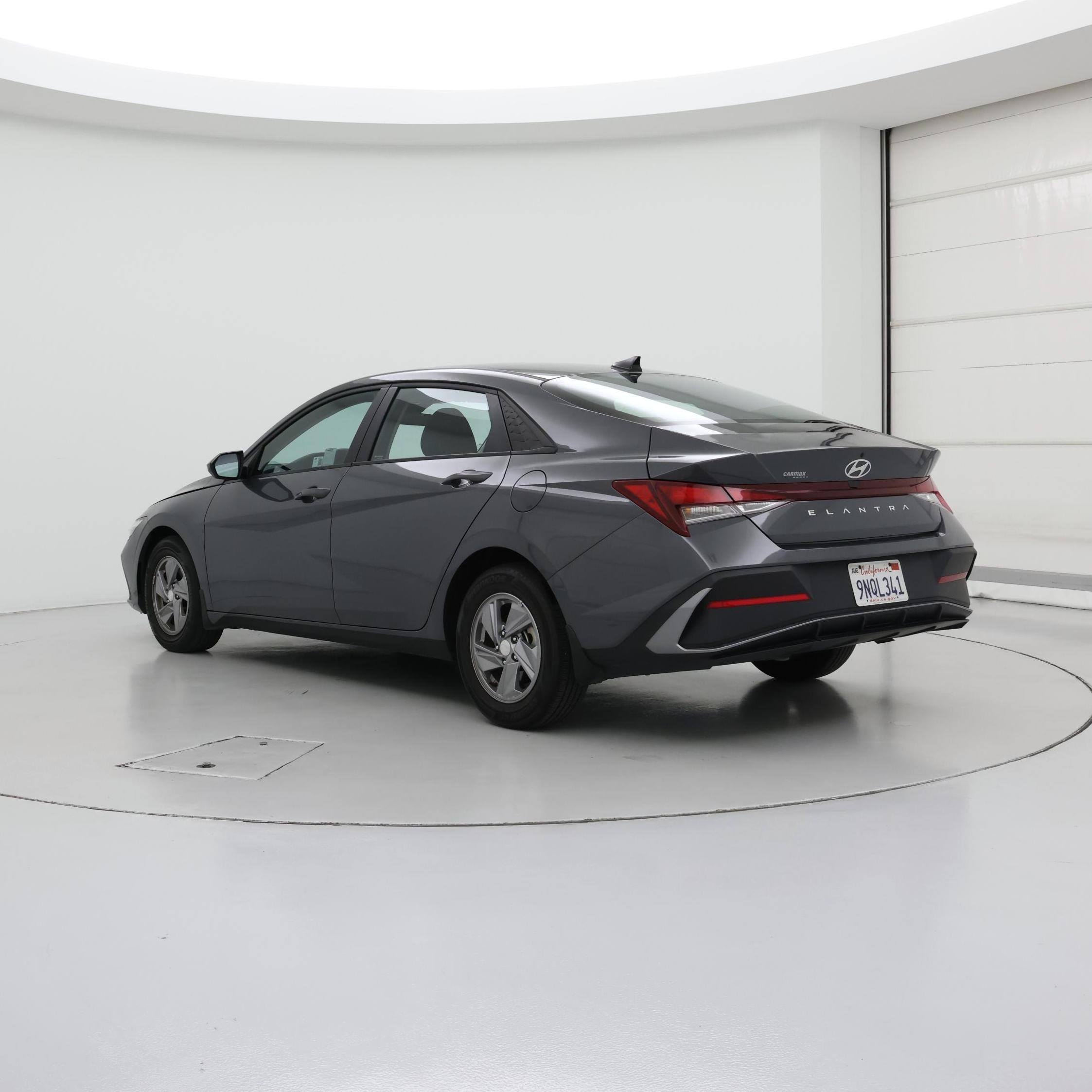 Thumbnail: 2024 Hyundai Elantra - 2