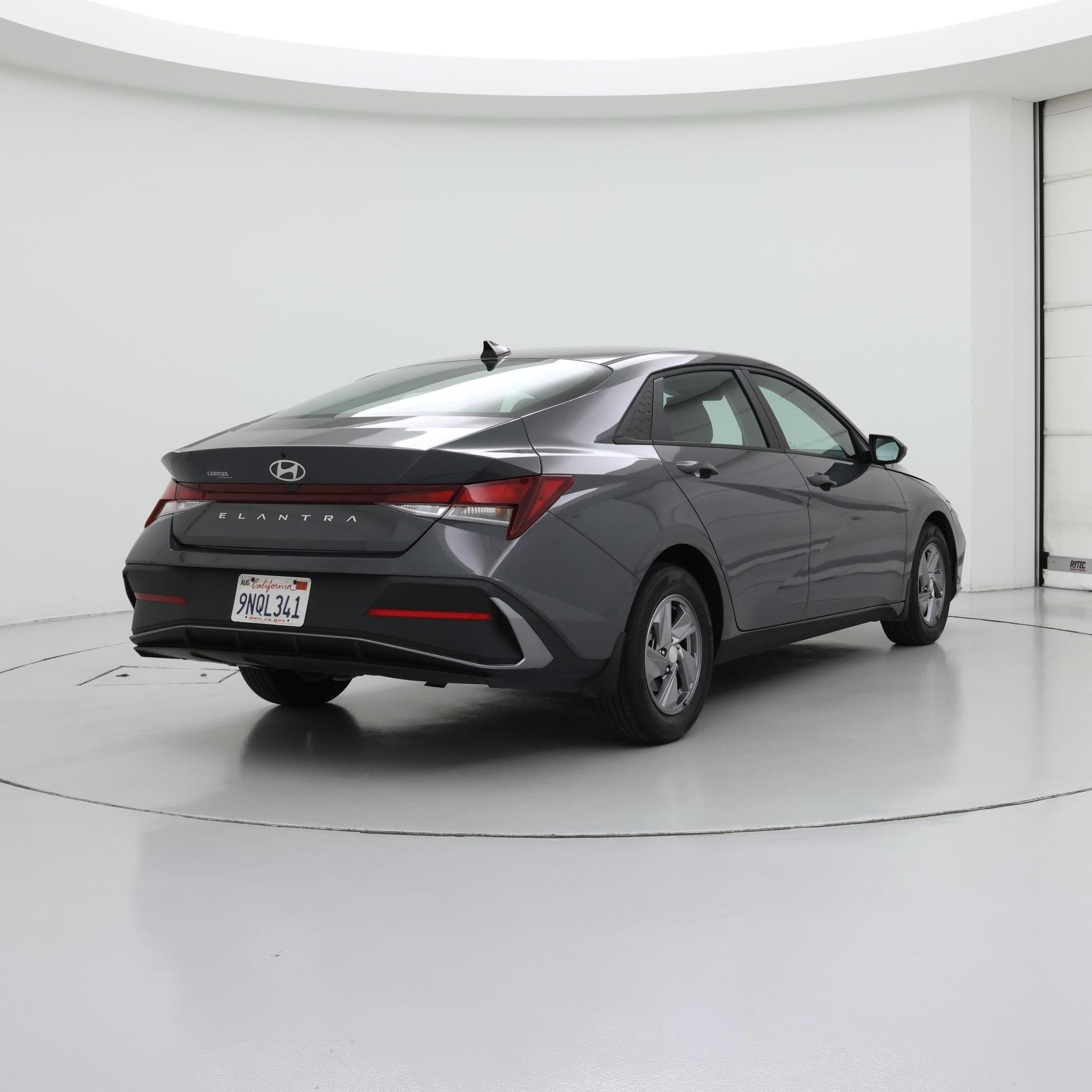 Thumbnail: 2024 Hyundai Elantra - 8