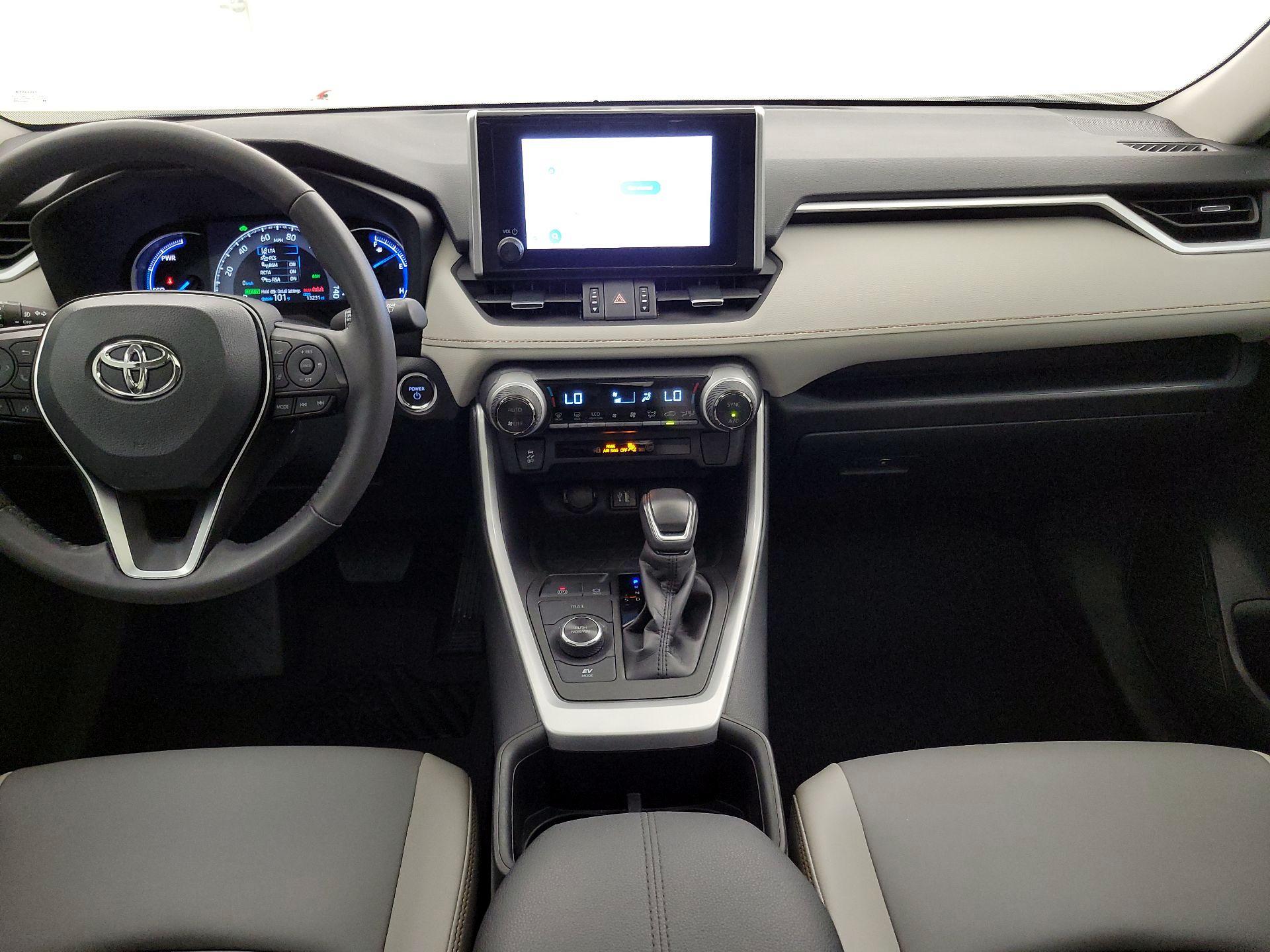 Thumbnail: 2024 Toyota RAV4 - 9