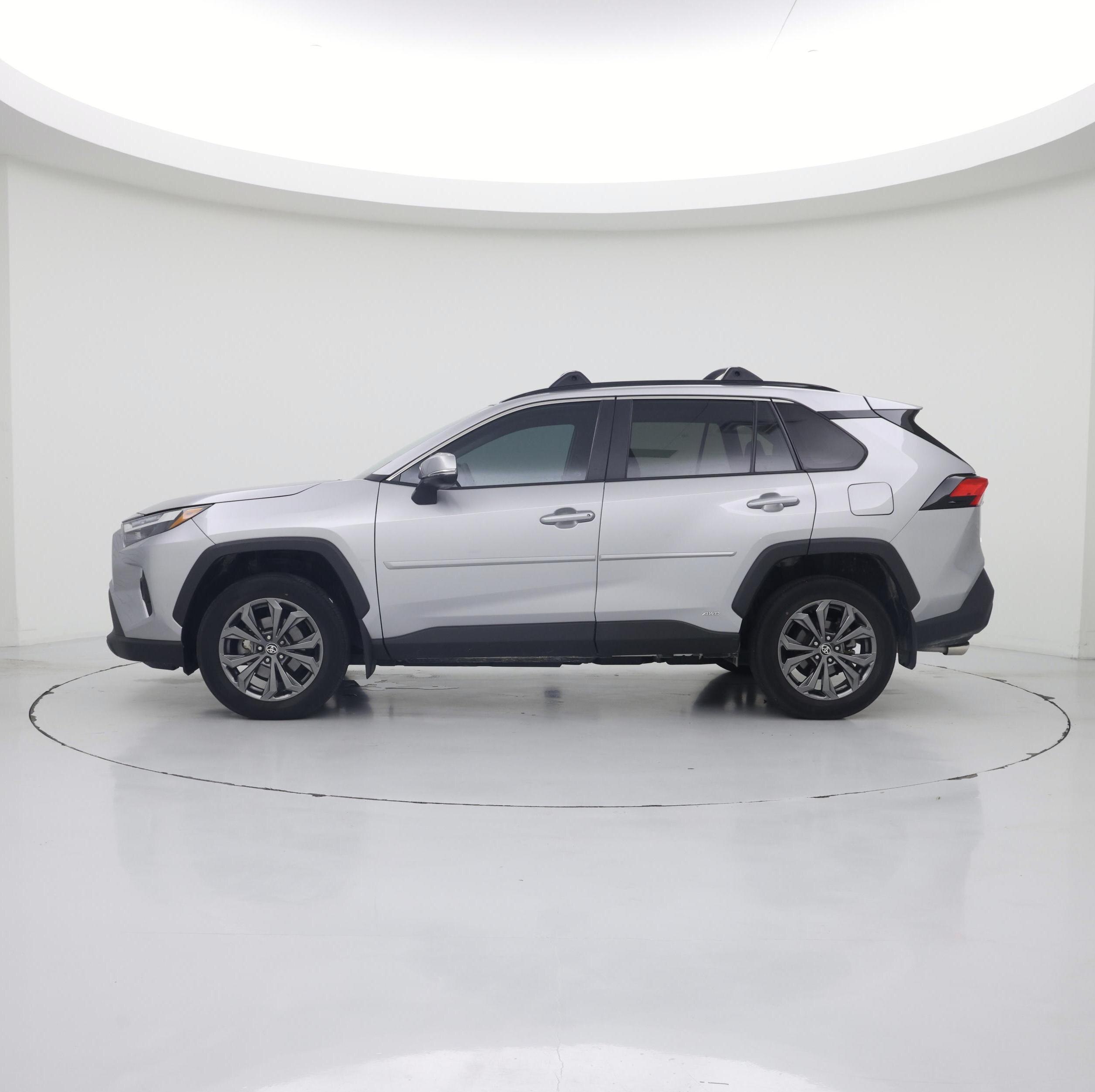 Thumbnail: 2024 Toyota RAV4 - 3
