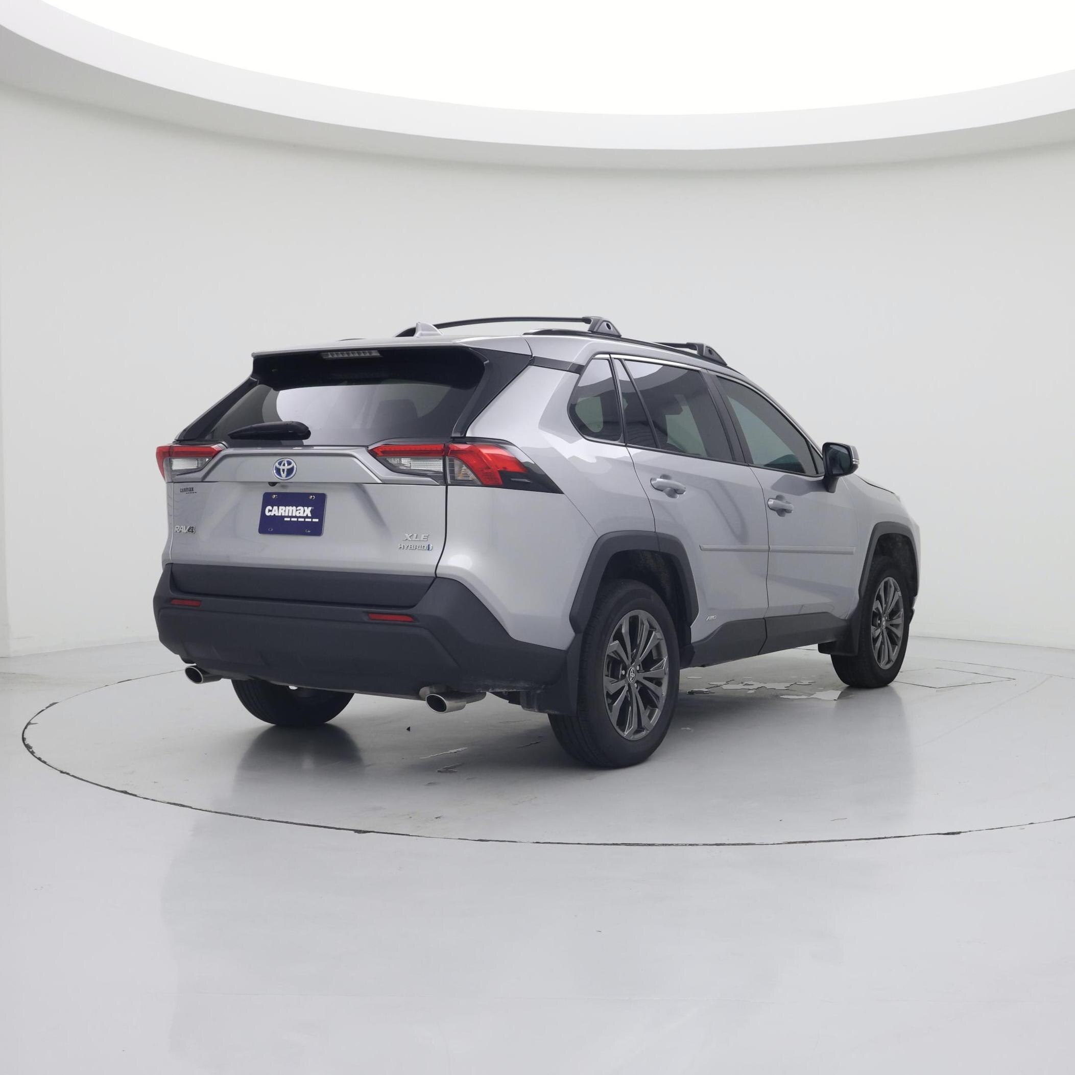 Thumbnail: 2024 Toyota RAV4 - 8