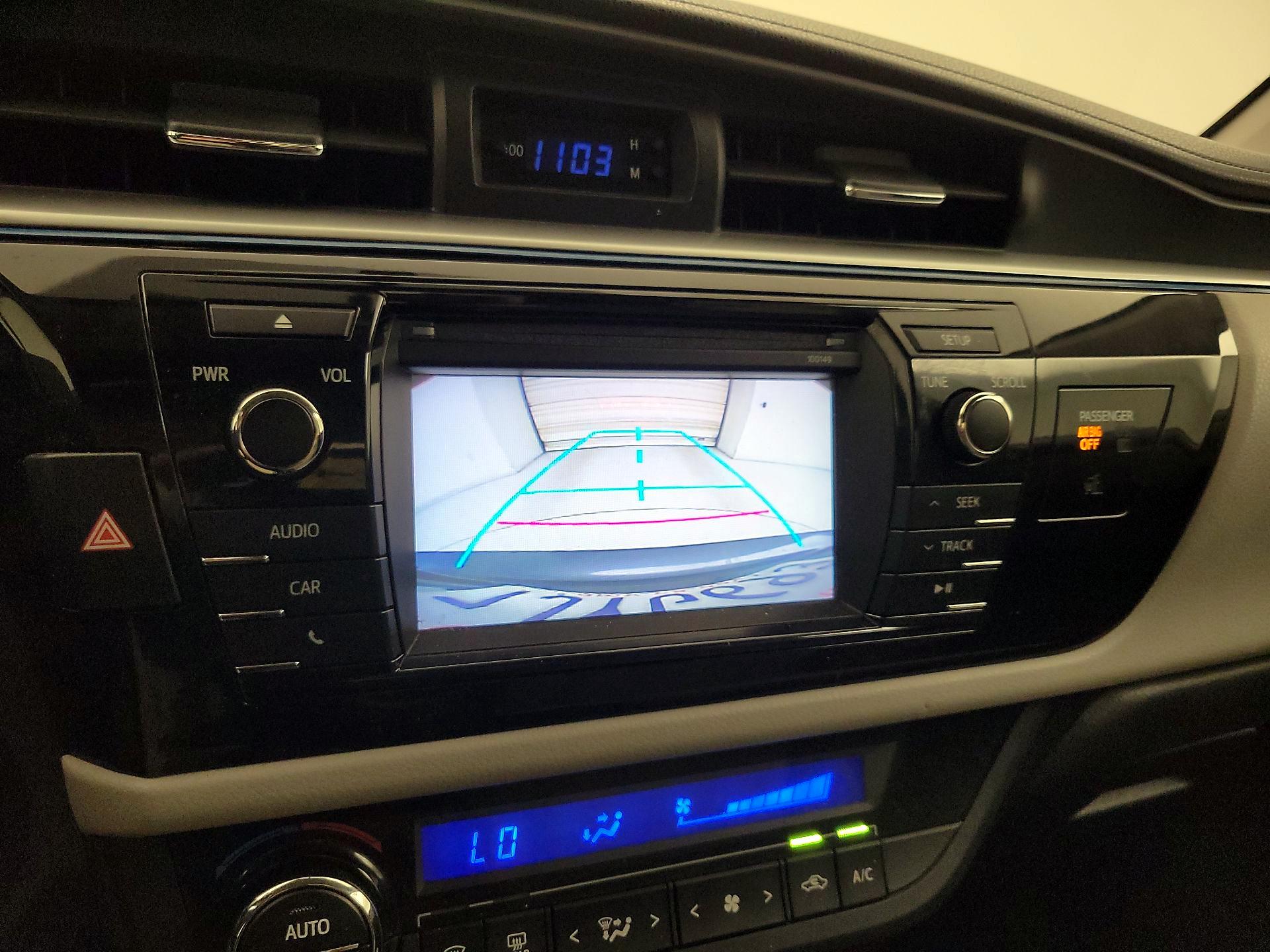 Thumbnail: 2015 Toyota Corolla - 14