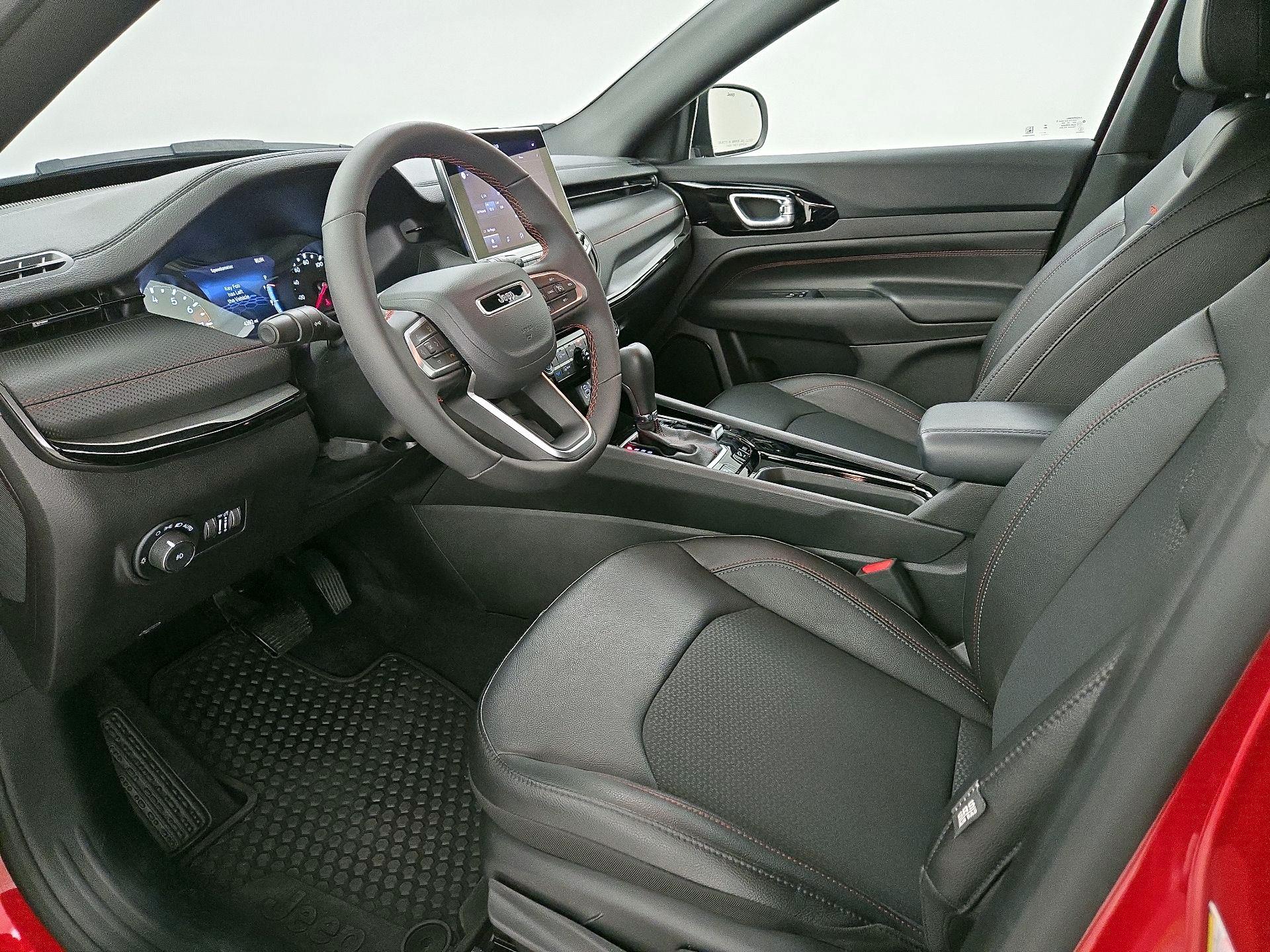 Thumbnail: 2025 Jeep Compass - 11