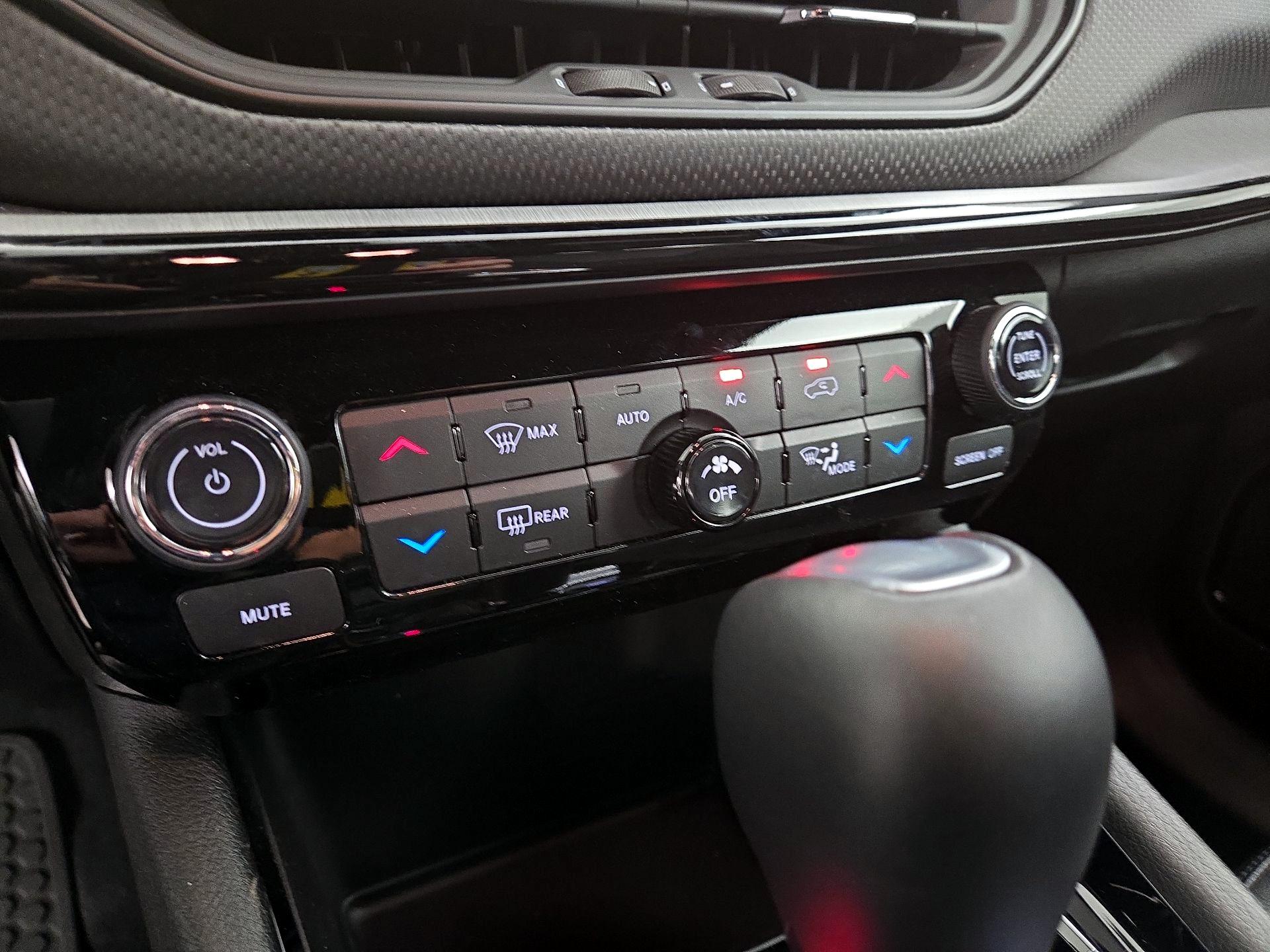 Thumbnail: 2025 Jeep Compass - 16