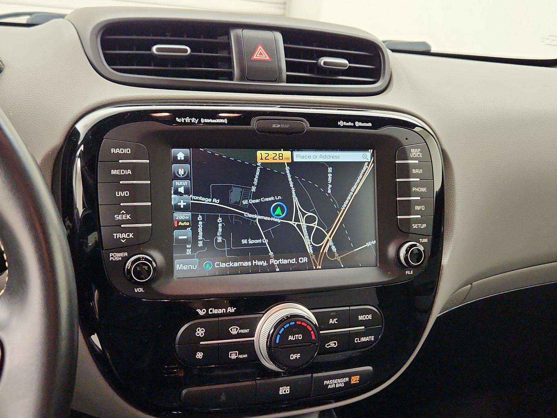Thumbnail: 2015 Kia Soul - 14