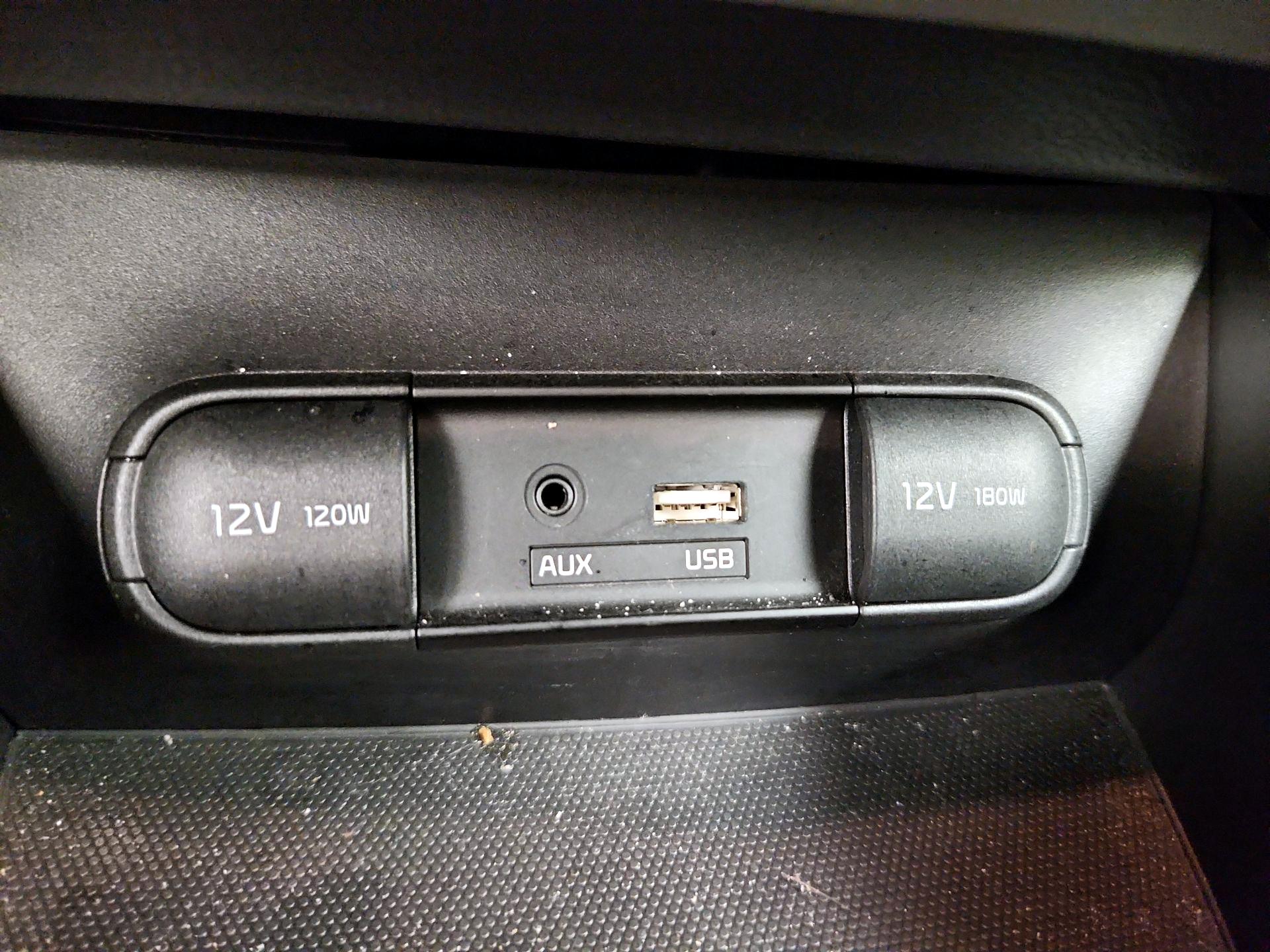 Thumbnail: 2015 Kia Soul - 19