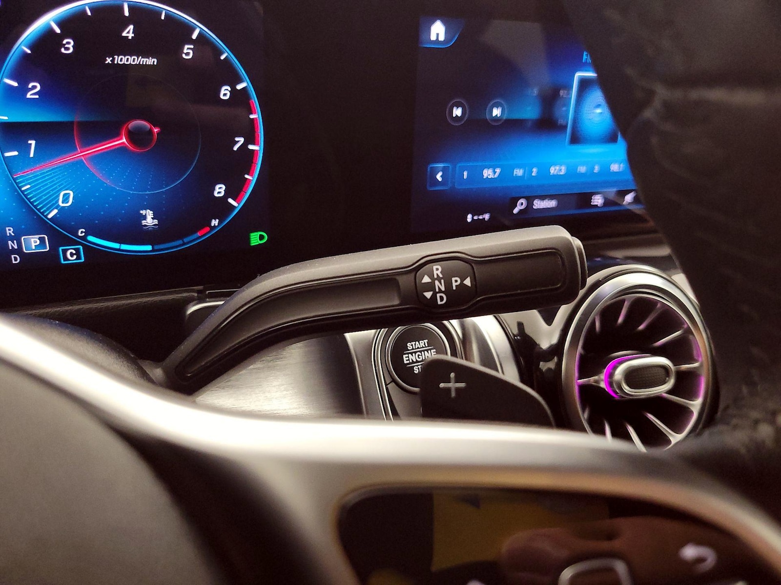 2020 Mercedes-Benz GLB Base - Photo 18