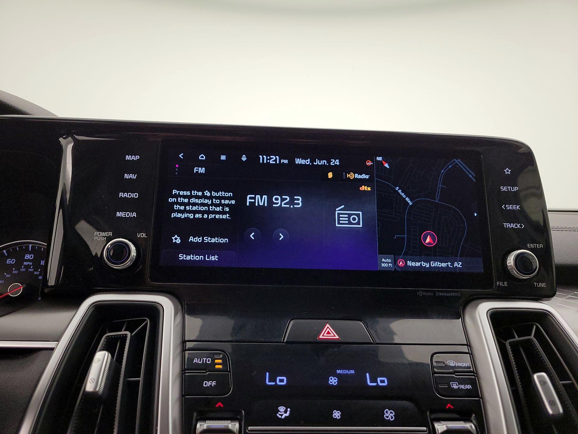 Thumbnail: 2022 Kia Sorento - 16