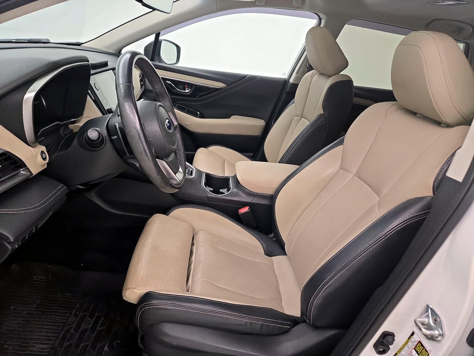 2021 Subaru Outback Limited - Photo 12