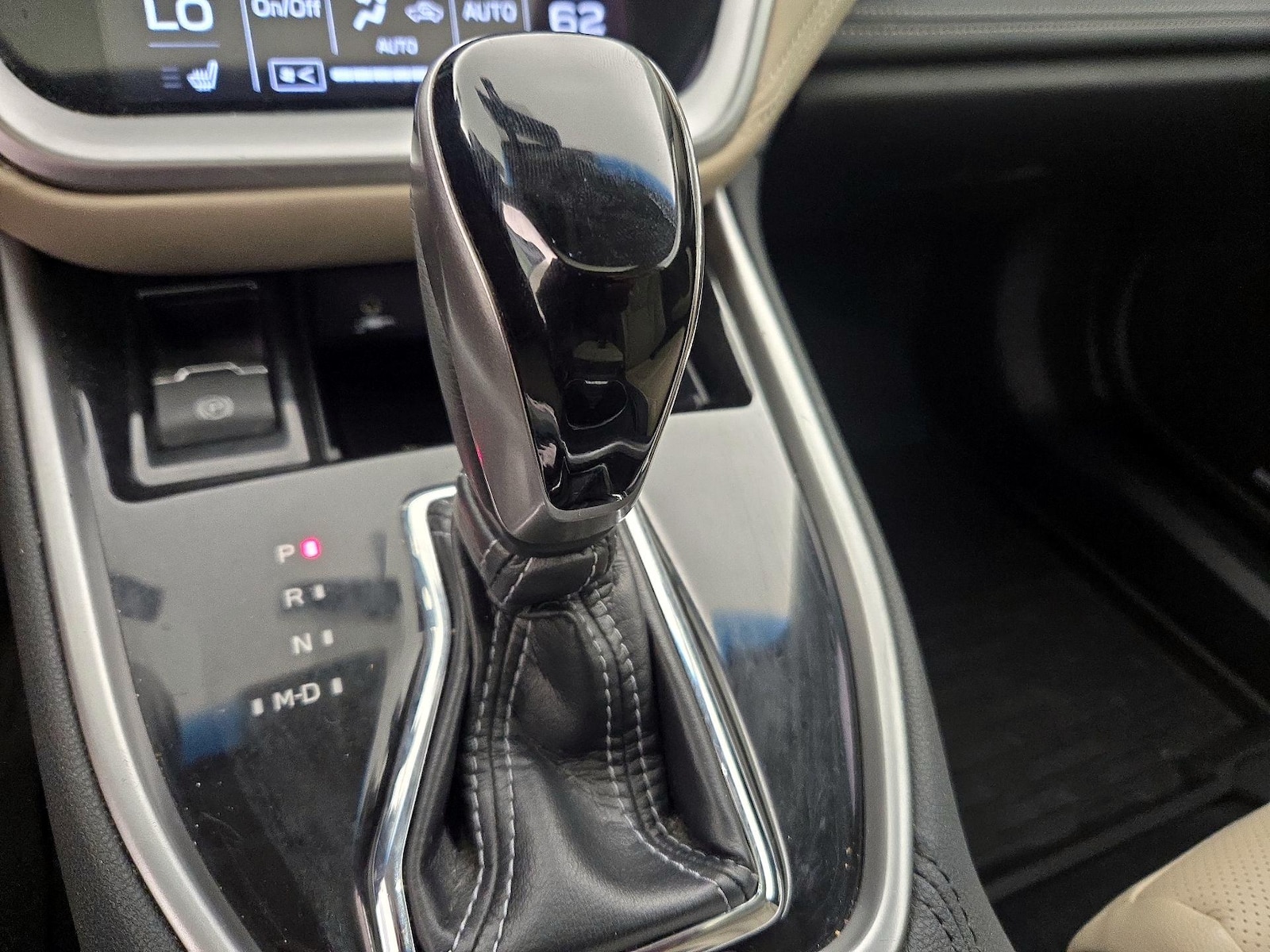 2021 Subaru Outback Limited - Photo 18