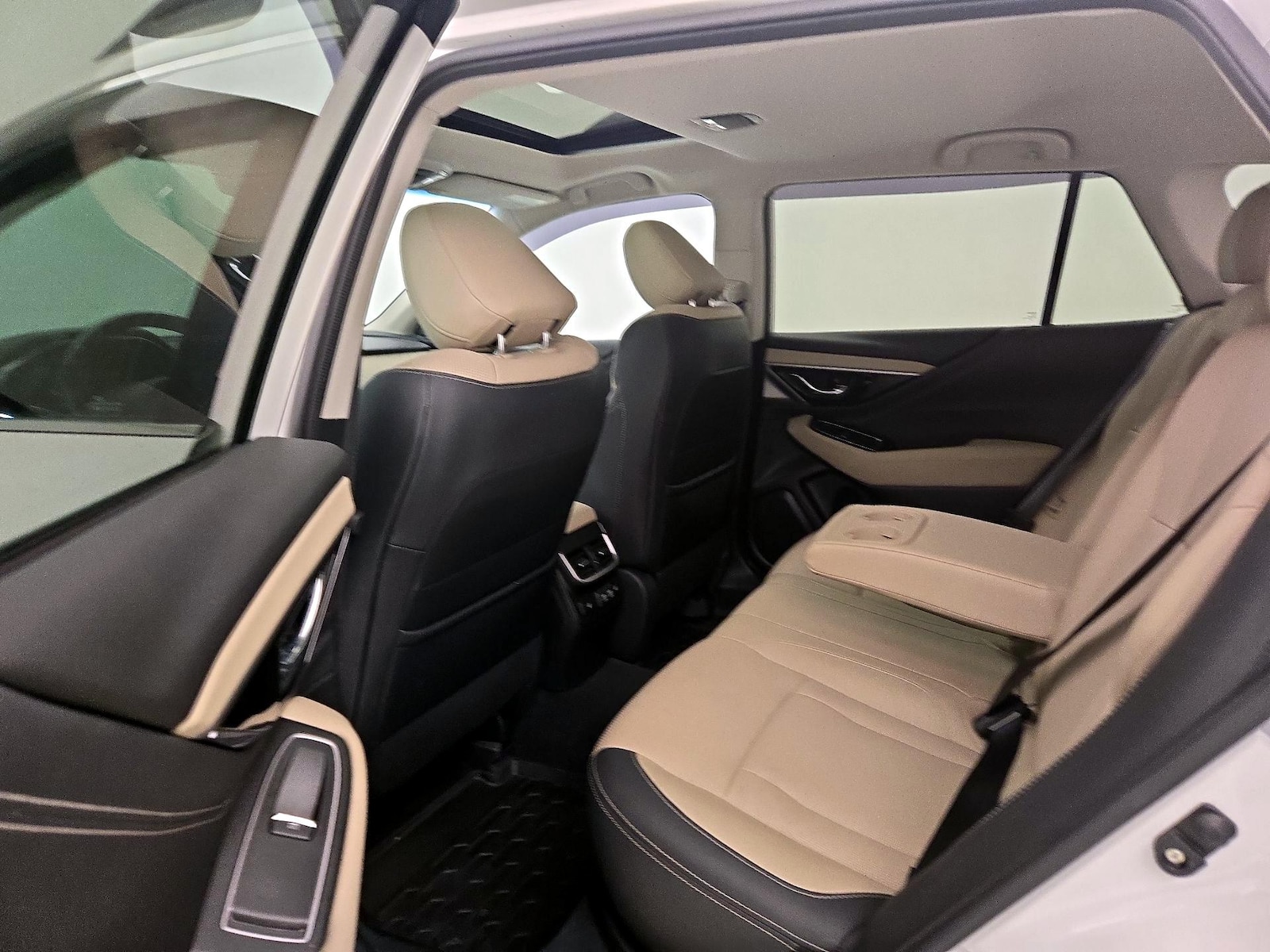 2021 Subaru Outback Limited - Photo 21