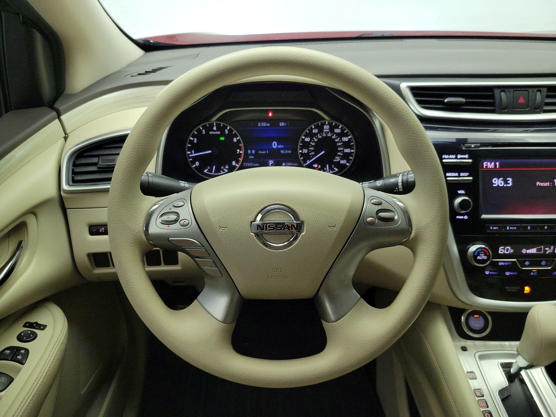 Thumbnail: 2016 Nissan Murano - 10