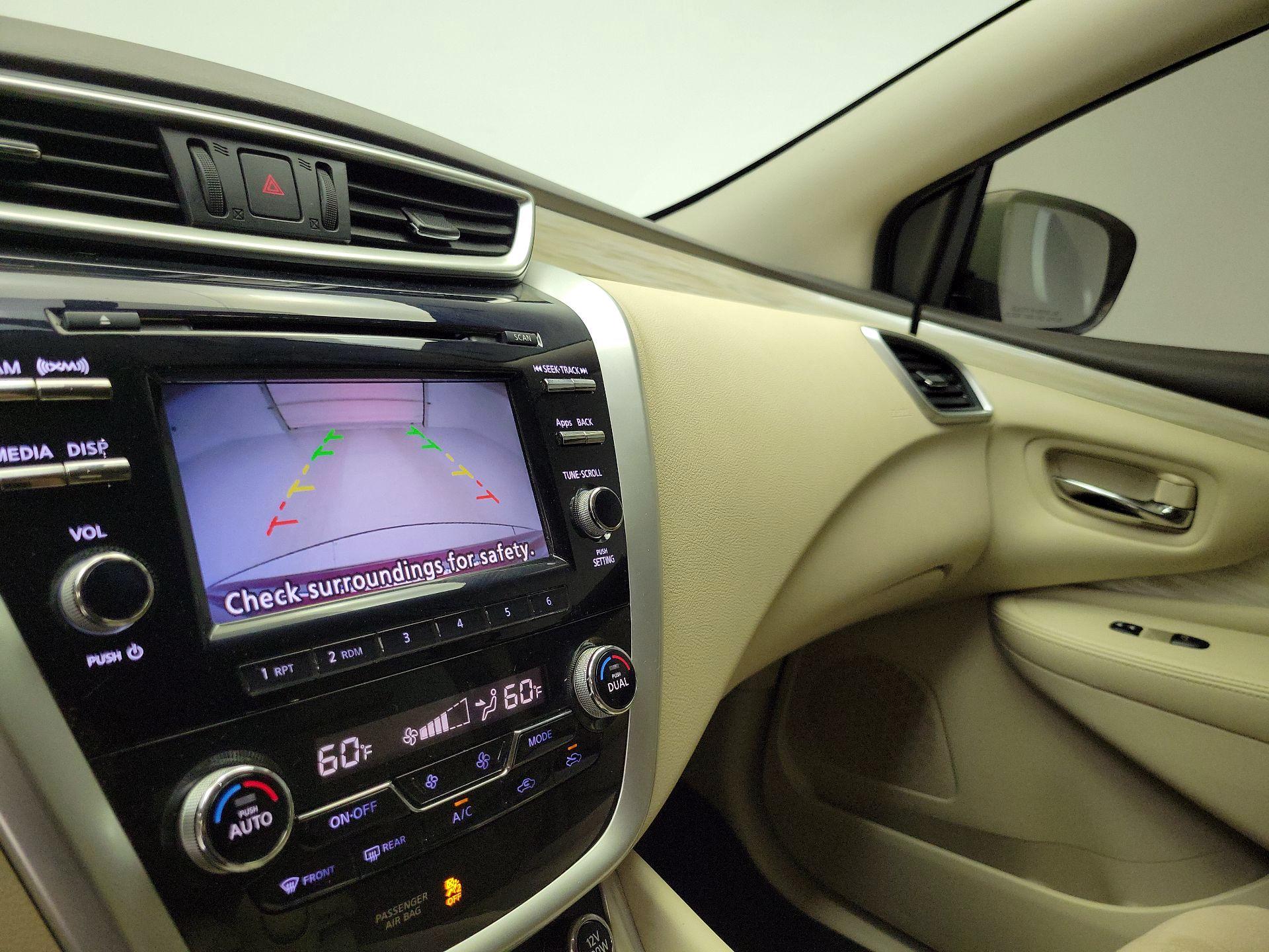 Thumbnail: 2016 Nissan Murano - 14