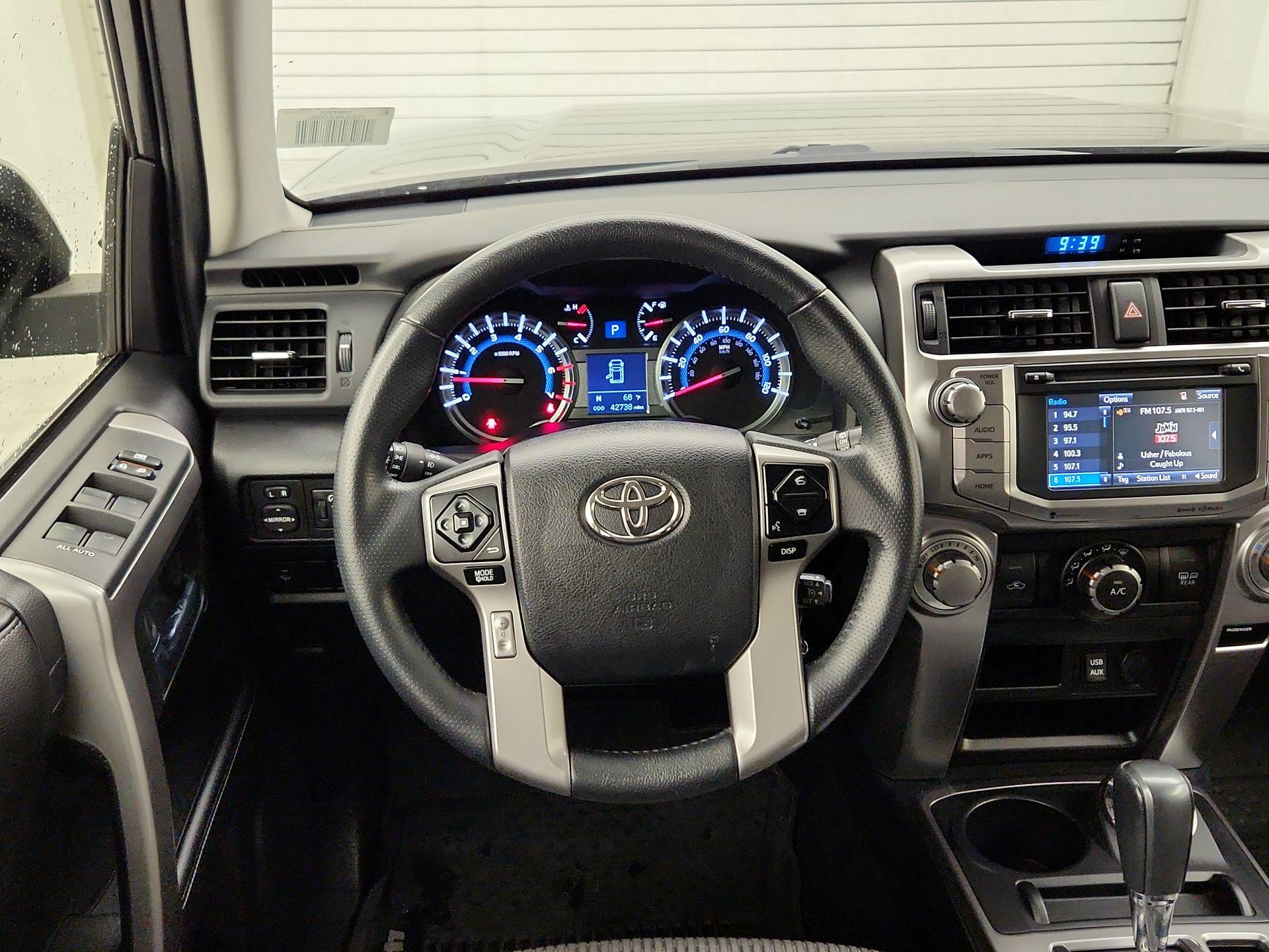 Thumbnail: 2018 Toyota 4Runner - 10