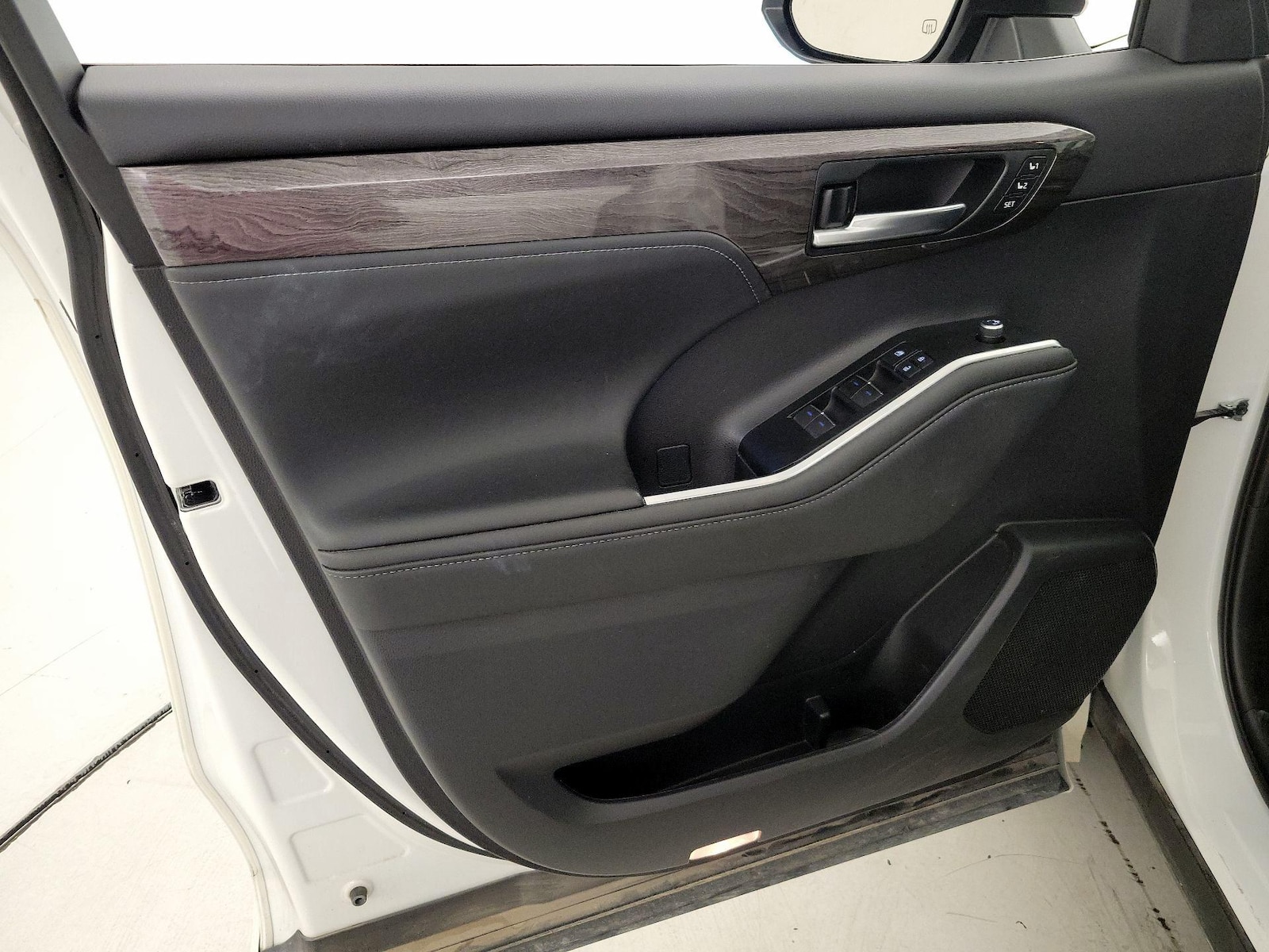 2021 Toyota Highlander Platinum - Photo 13