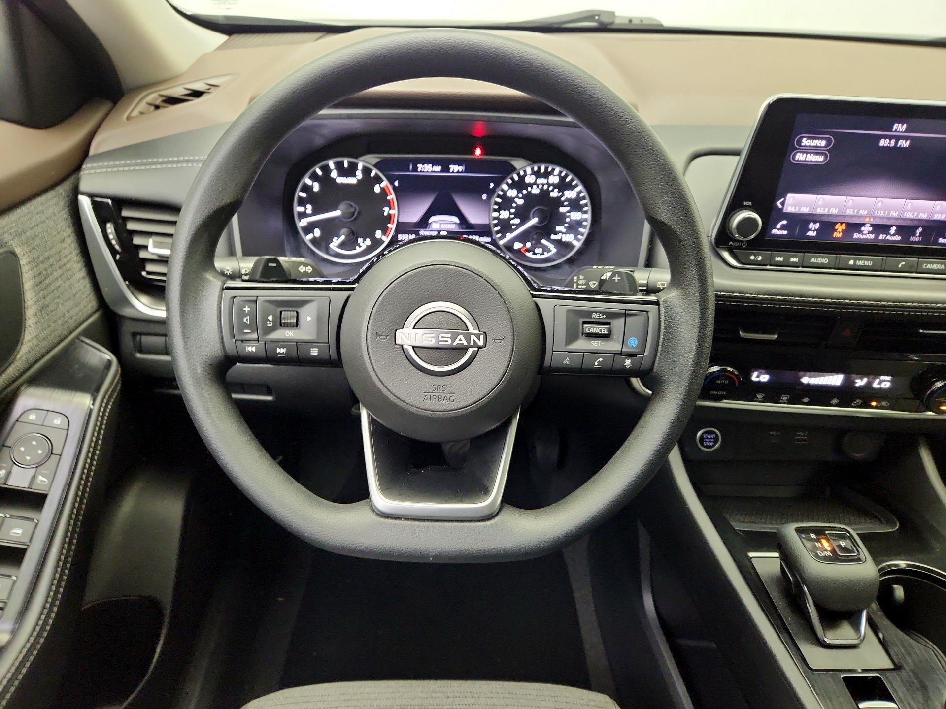 Thumbnail: 2023 Nissan Rogue - 10