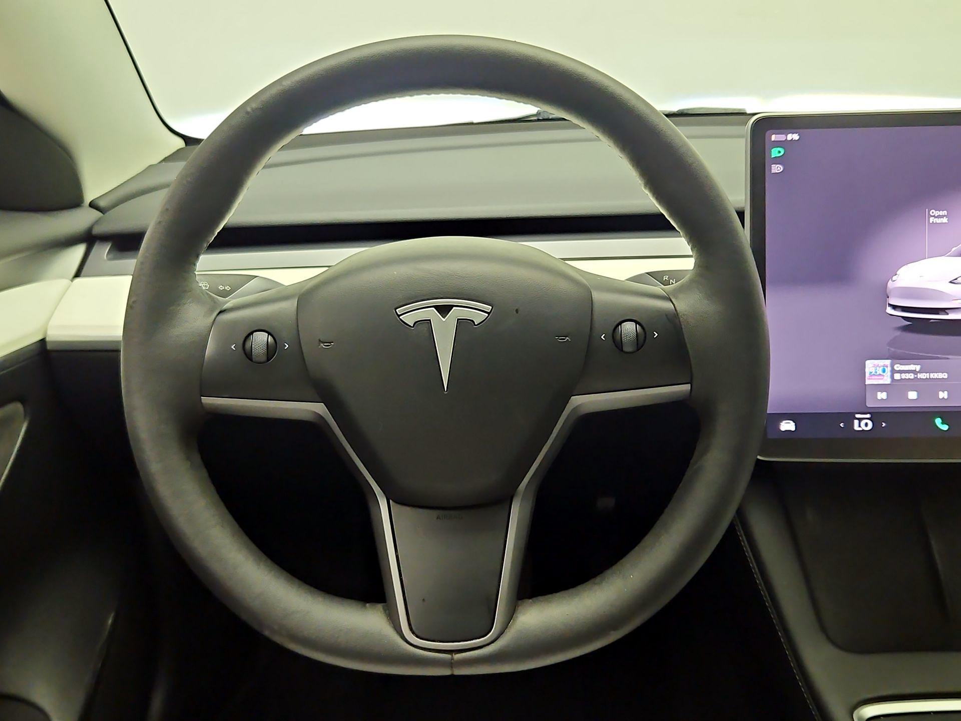 Thumbnail: 2023 Tesla Model 3 - 10
