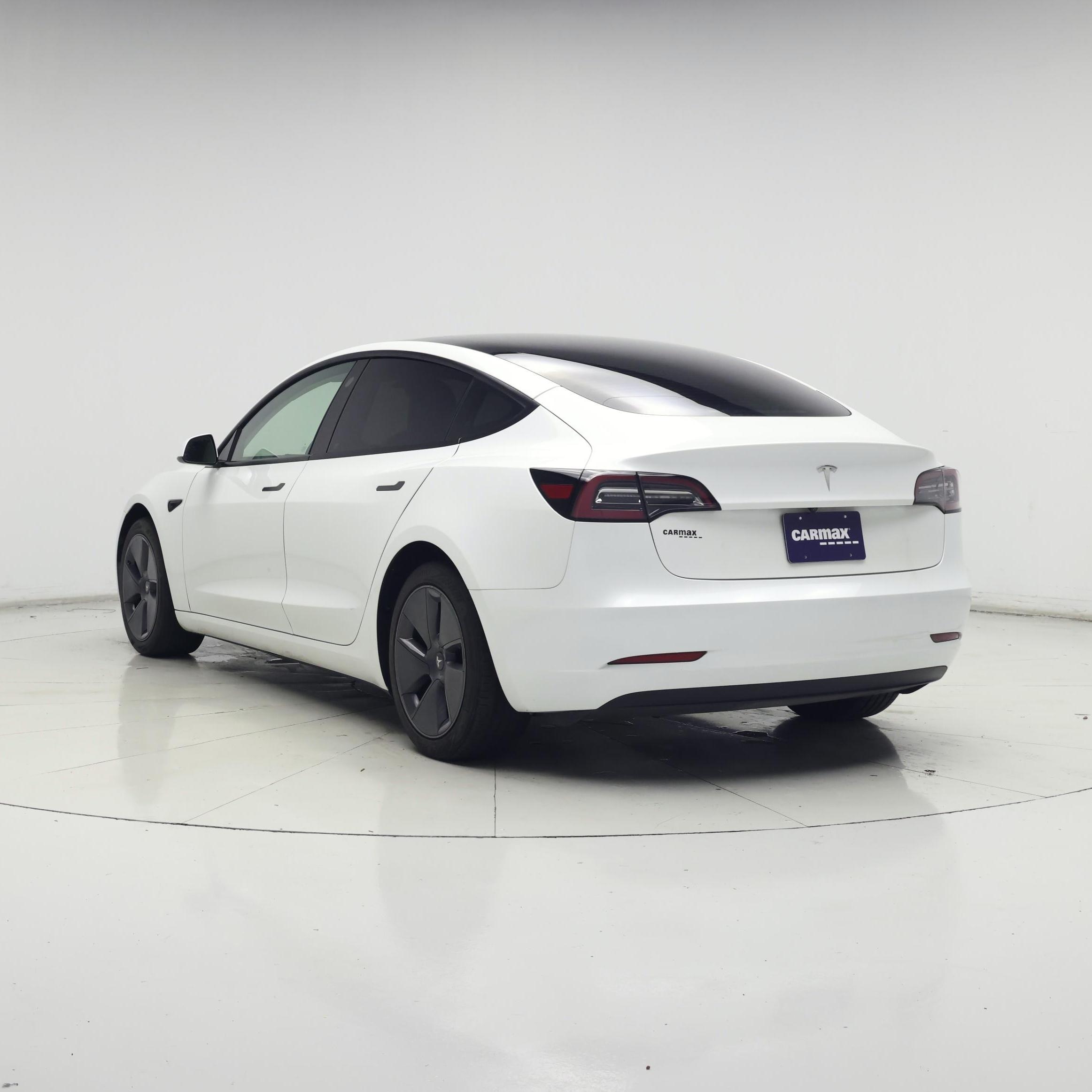 Thumbnail: 2023 Tesla Model 3 - 2