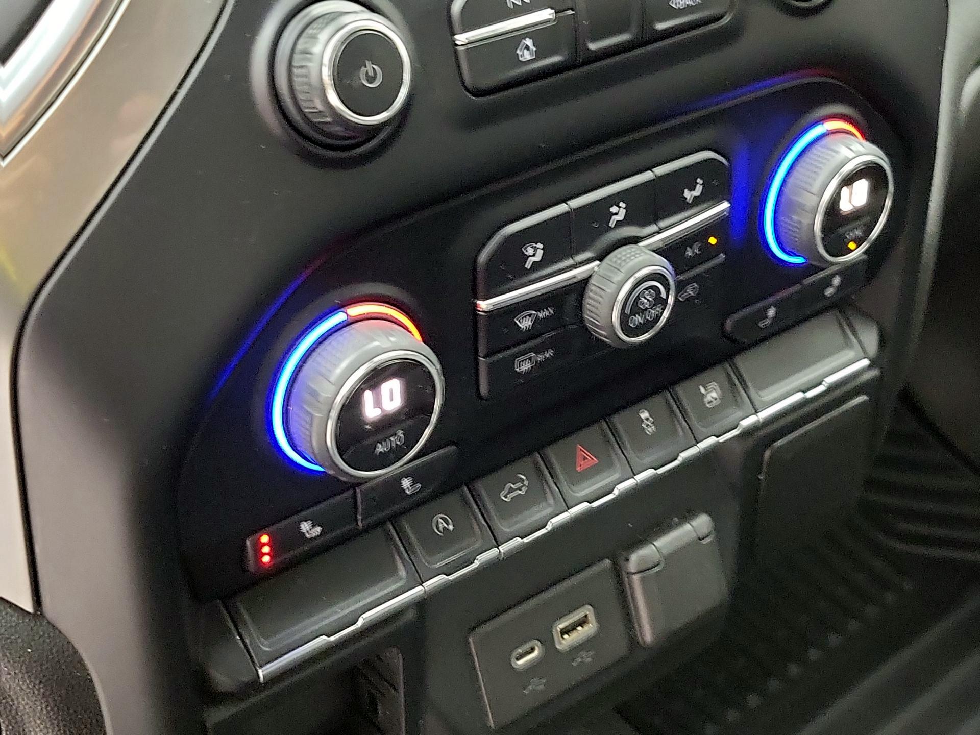 Thumbnail: 2019 Chevrolet Silverado 1500 - 16