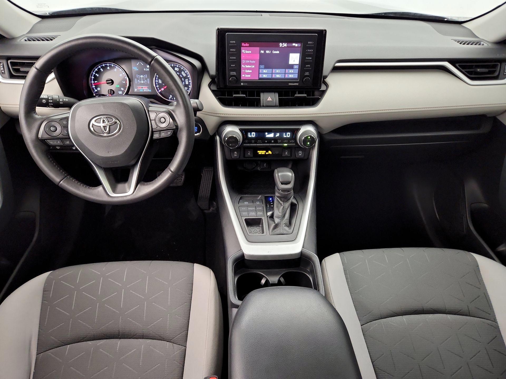 Thumbnail: 2025 Toyota RAV4 - 9